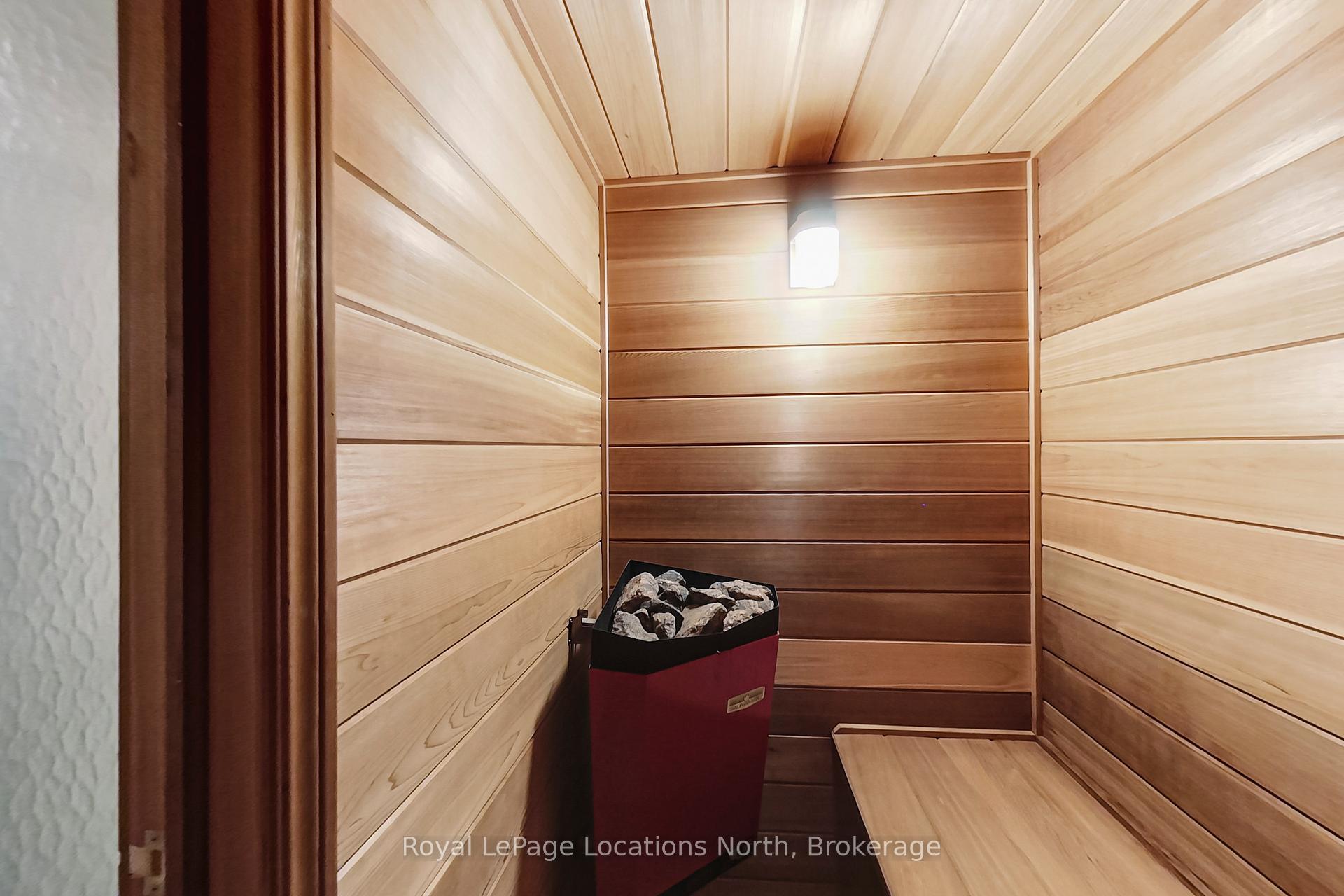 Photo 33 of 117 Camperdown Court, Blue Mountains — HOMEH