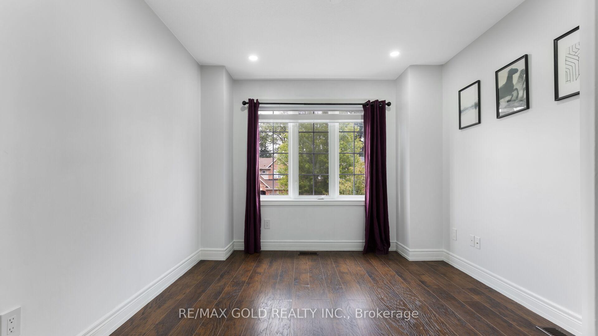 Photo 30 of 30 Sunnycroft Court, Hamilton, Waterdown — HOMEH