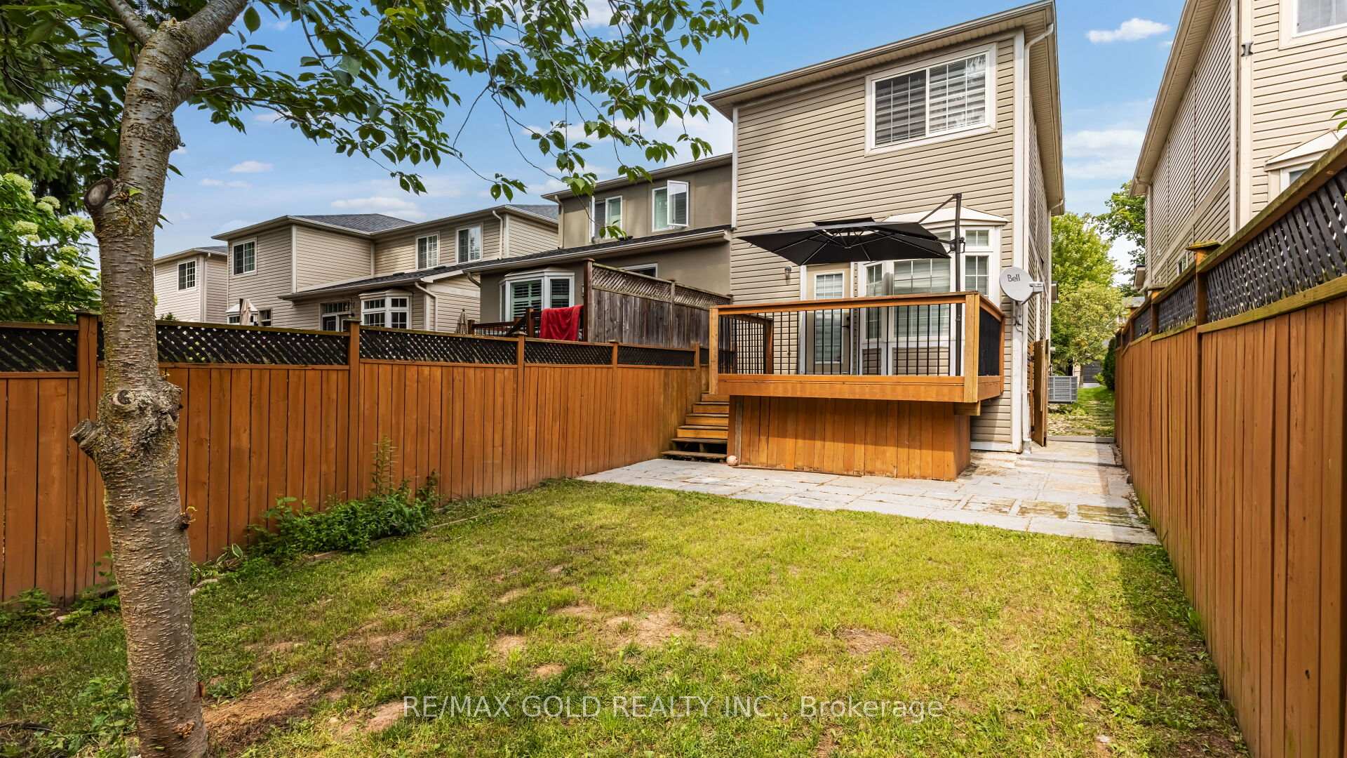 Photo 48 of 30 Sunnycroft Court, Hamilton, Waterdown — HOMEH