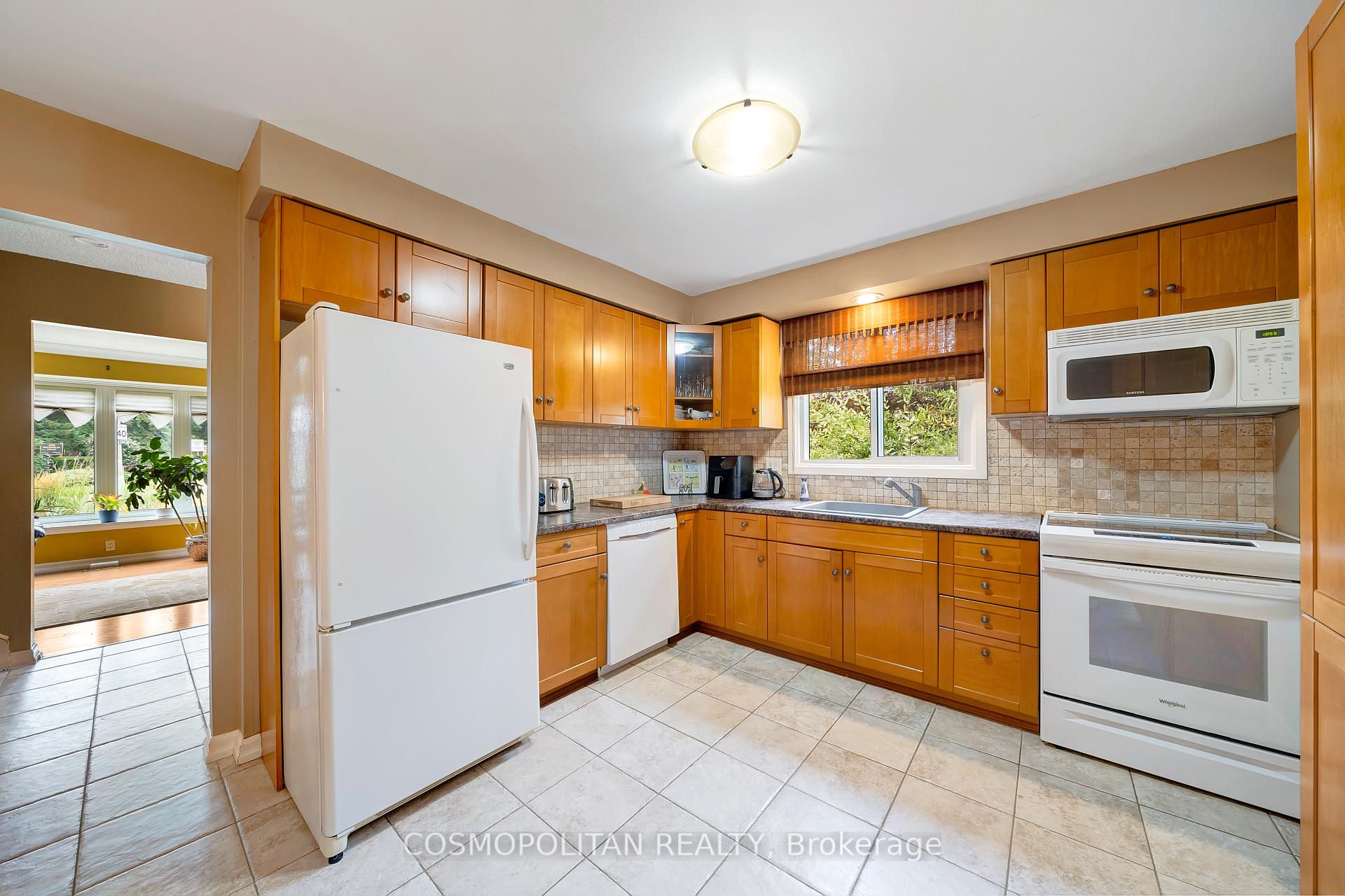 Photo 14 of 249 Magnolia Drive, Hamilton, Fessenden — HOMEH