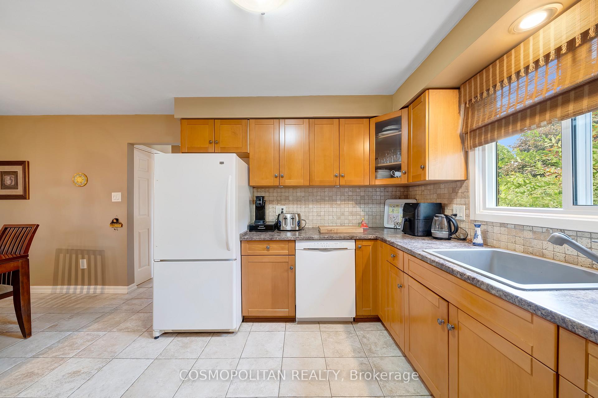 Photo 15 of 249 Magnolia Drive, Hamilton, Fessenden — HOMEH