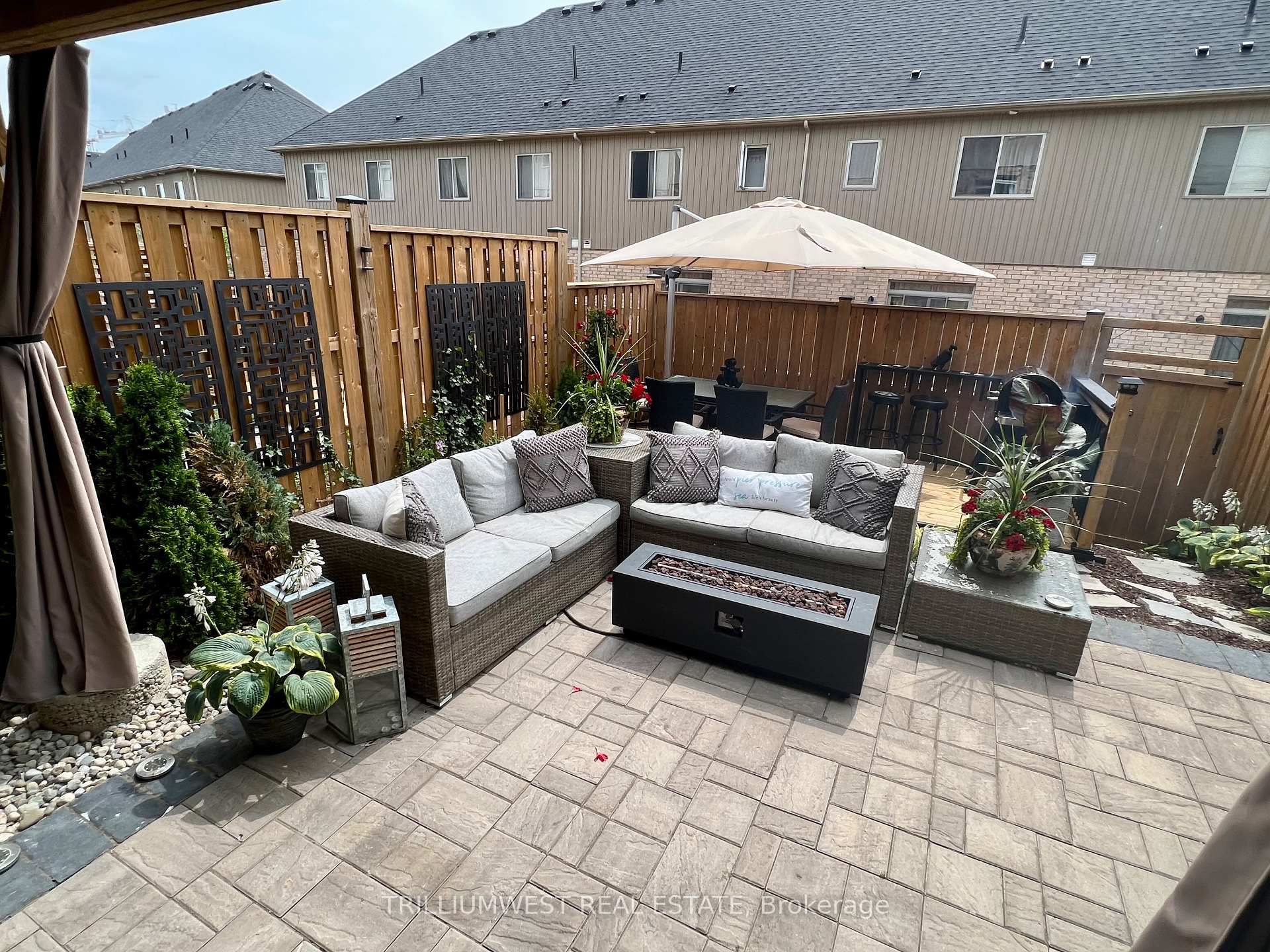 Photo 4 of 127 Law Drive, Guelph, Grange Road — HOMEH
