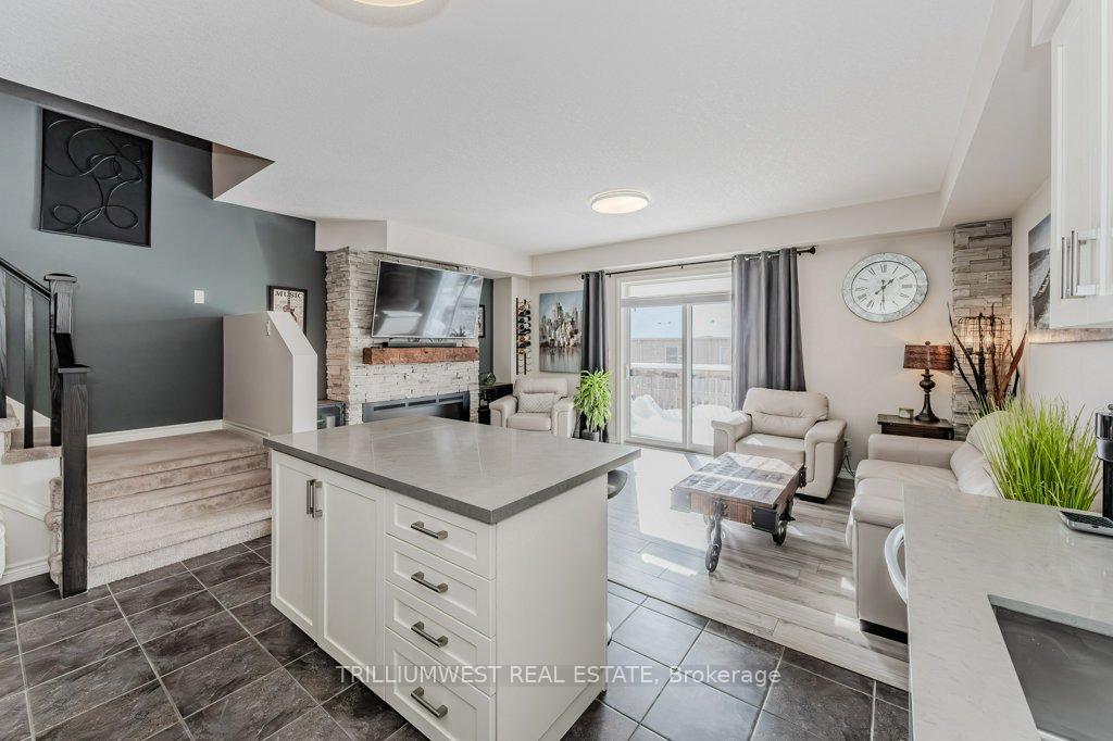 Photo 15 of 127 Law Drive, Guelph, Grange Road — HOMEH