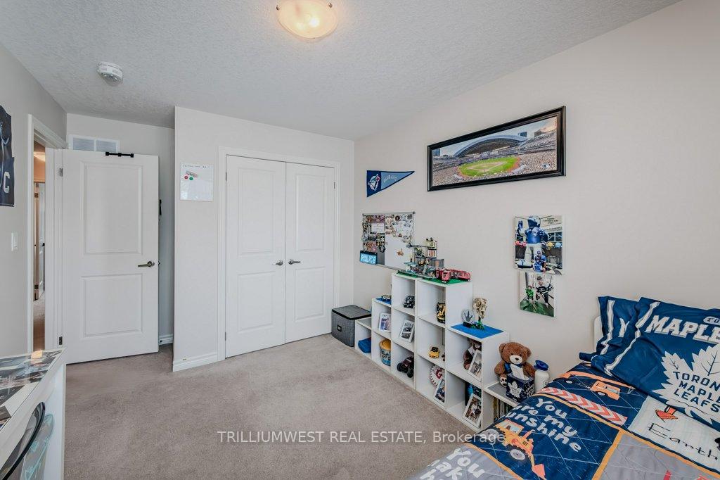 Photo 24 of 127 Law Drive, Guelph, Grange Road — HOMEH