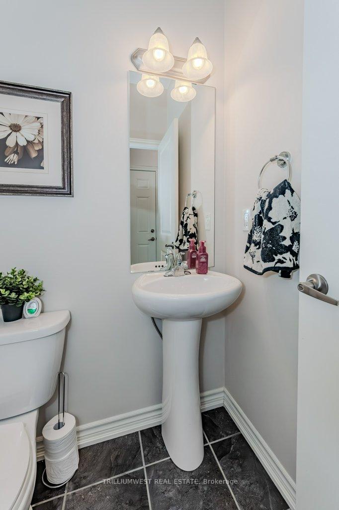 Photo 47 of 127 Law Drive, Guelph, Grange Road — HOMEH