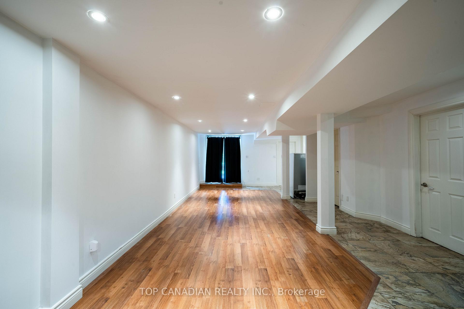 Photo 8 of Unit Basement, 23 Downey Circle, Aurora, Bayview Wellington — HOMEH