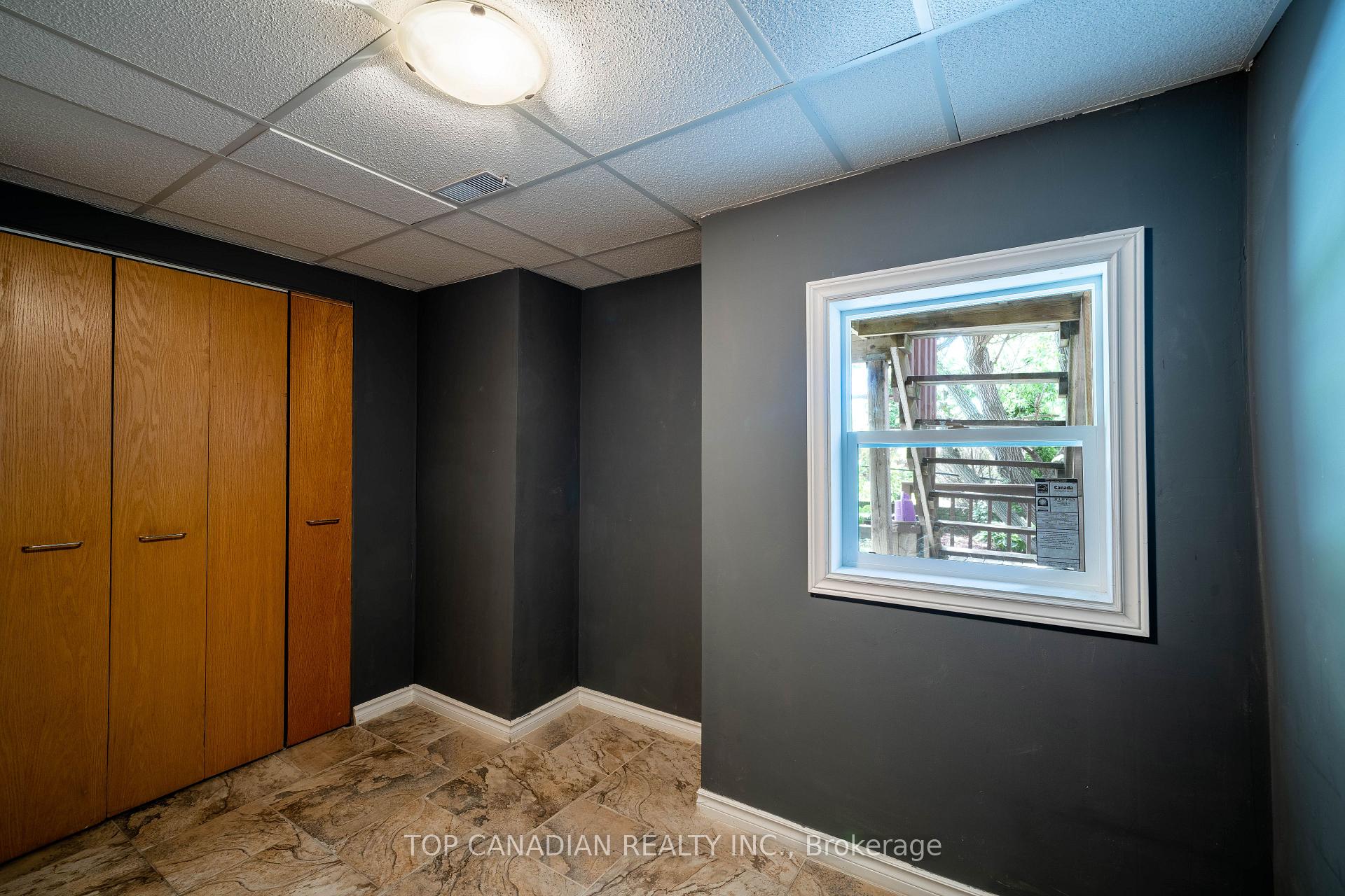 Photo 13 of Unit Basement, 23 Downey Circle, Aurora, Bayview Wellington — HOMEH