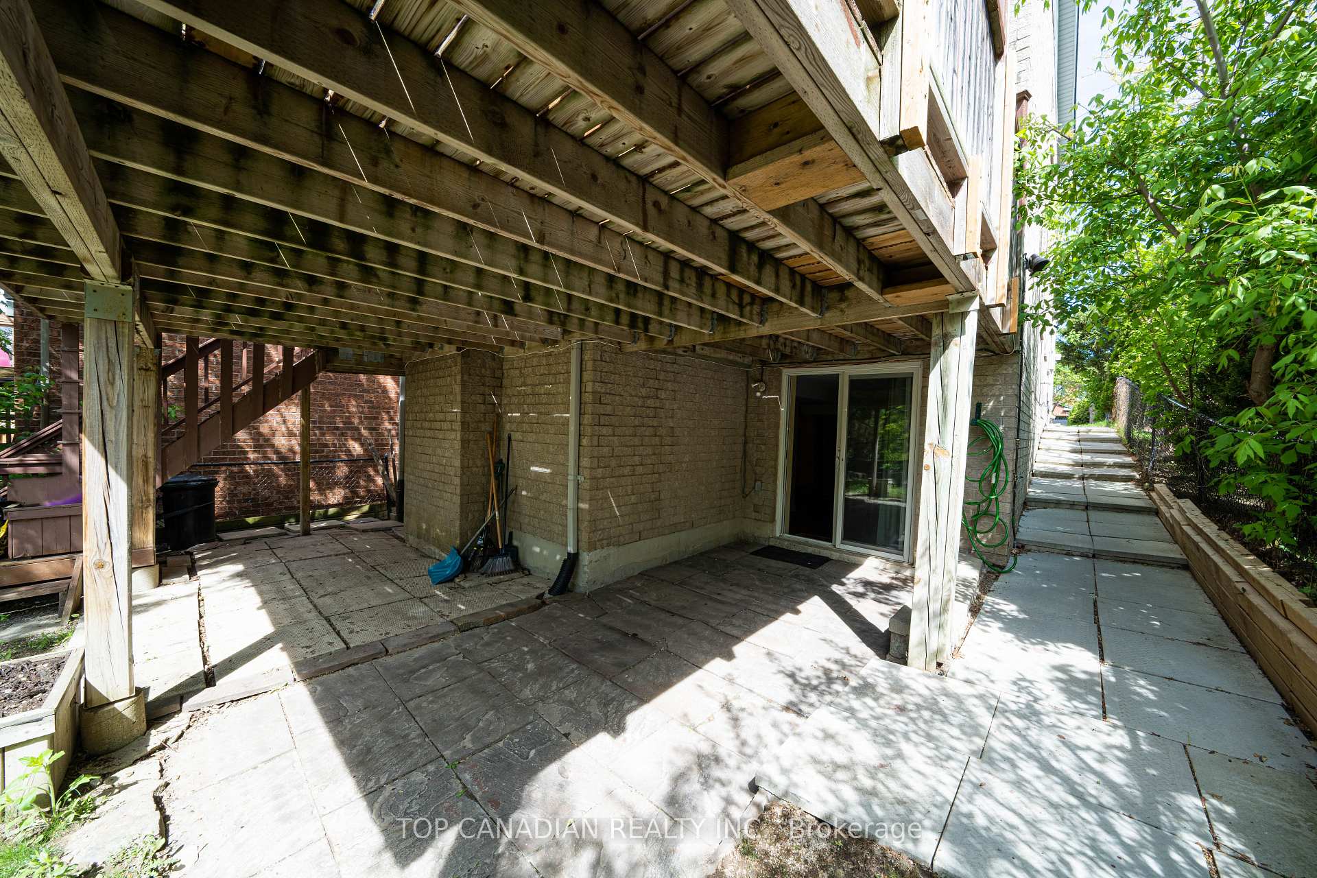 Photo 17 of Unit Basement, 23 Downey Circle, Aurora, Bayview Wellington — HOMEH