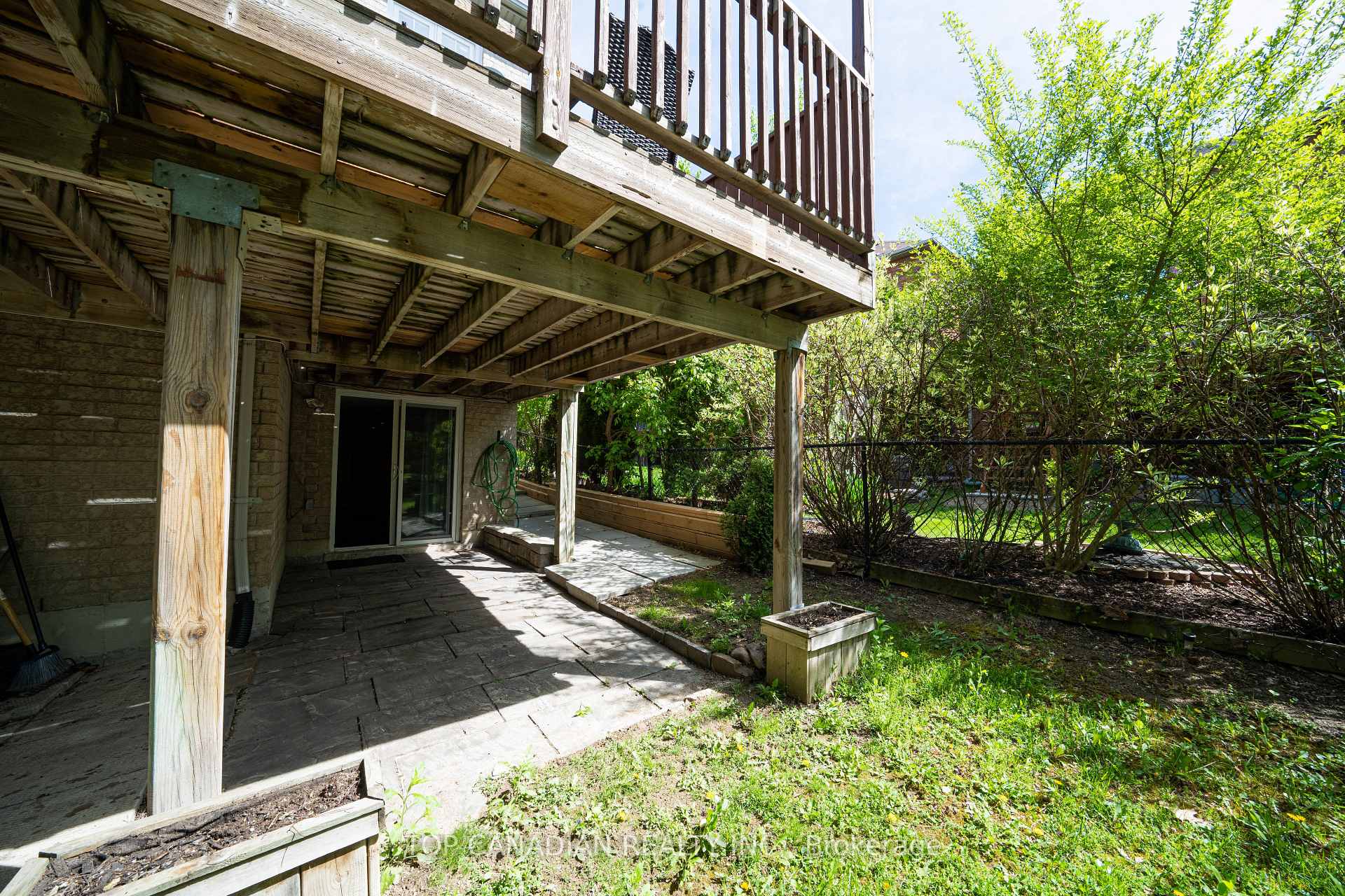 Photo 18 of Unit Basement, 23 Downey Circle, Aurora, Bayview Wellington — HOMEH