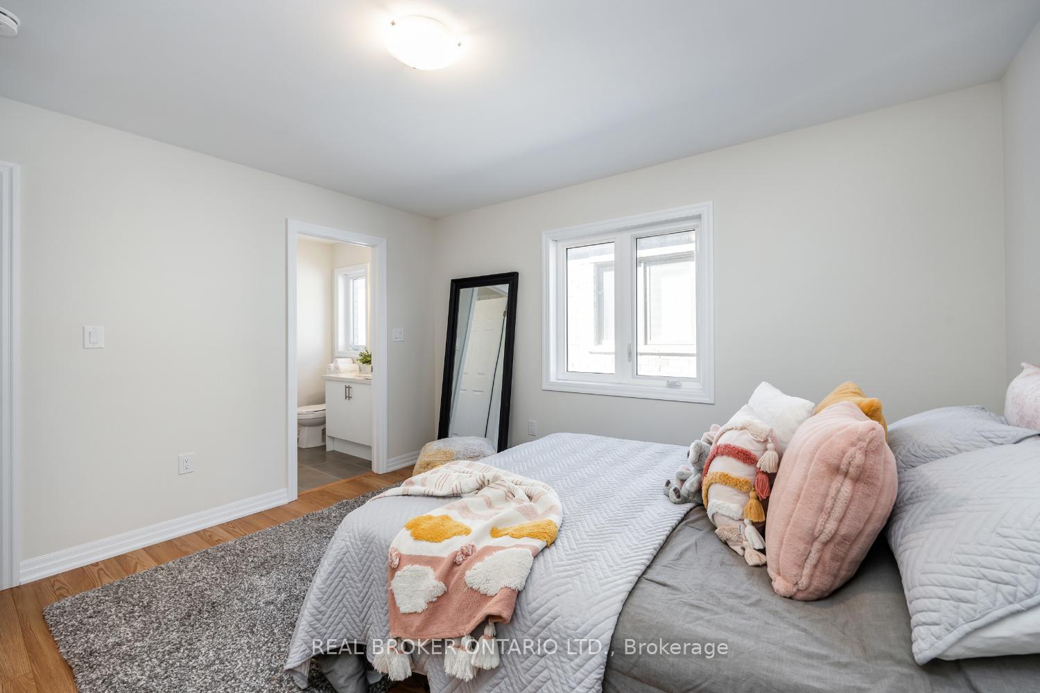 Photo 23 of 102 Belmont Drive, Clarington, Newcastle — HOMEH