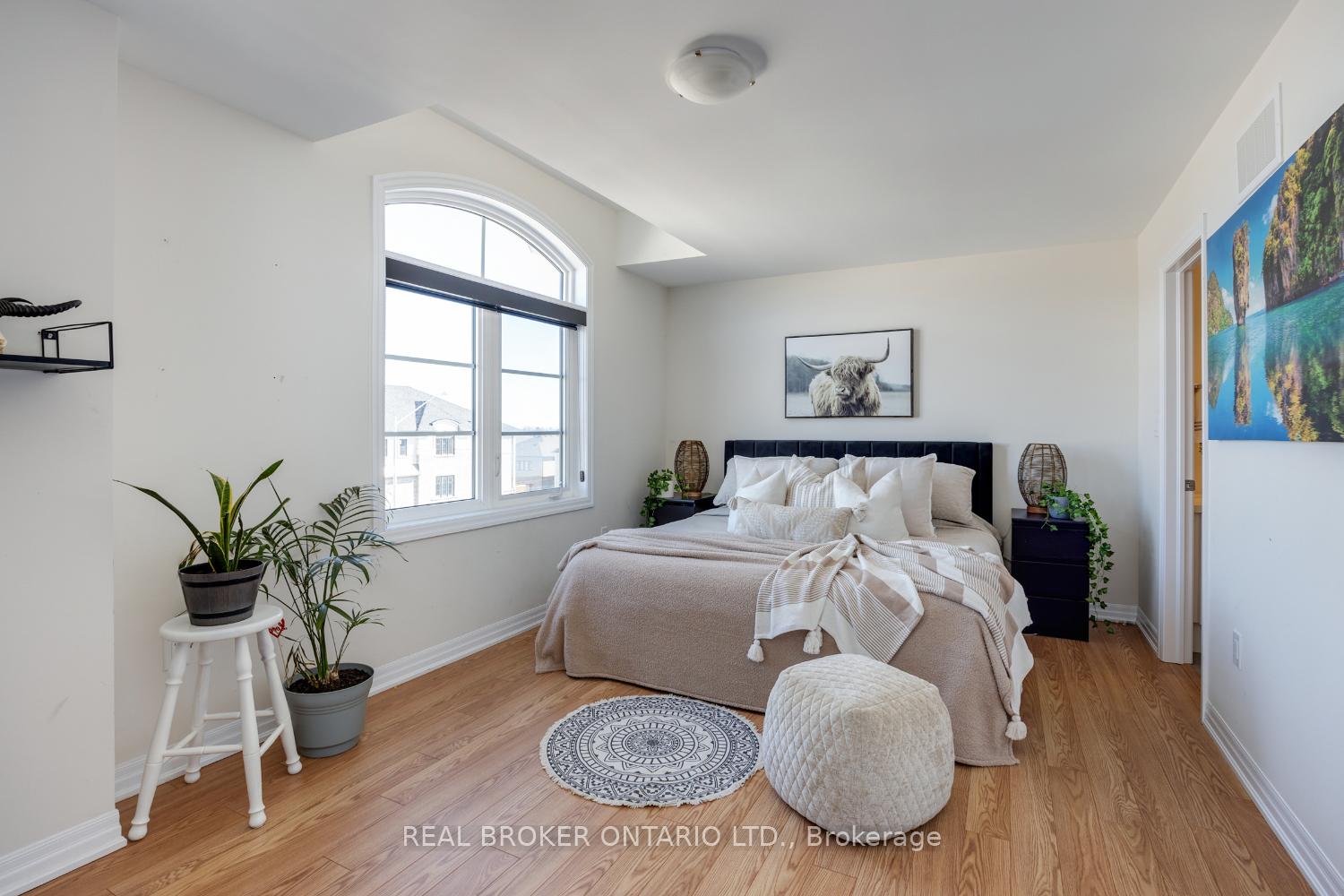 Photo 27 of 102 Belmont Drive, Clarington, Newcastle — HOMEH
