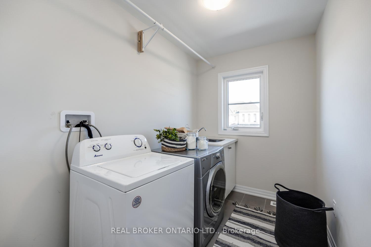 Photo 29 of 102 Belmont Drive, Clarington, Newcastle — HOMEH