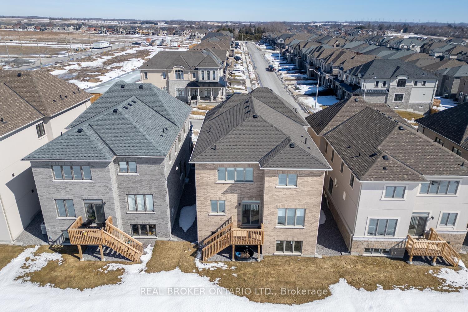 Photo 31 of 102 Belmont Drive, Clarington, Newcastle — HOMEH