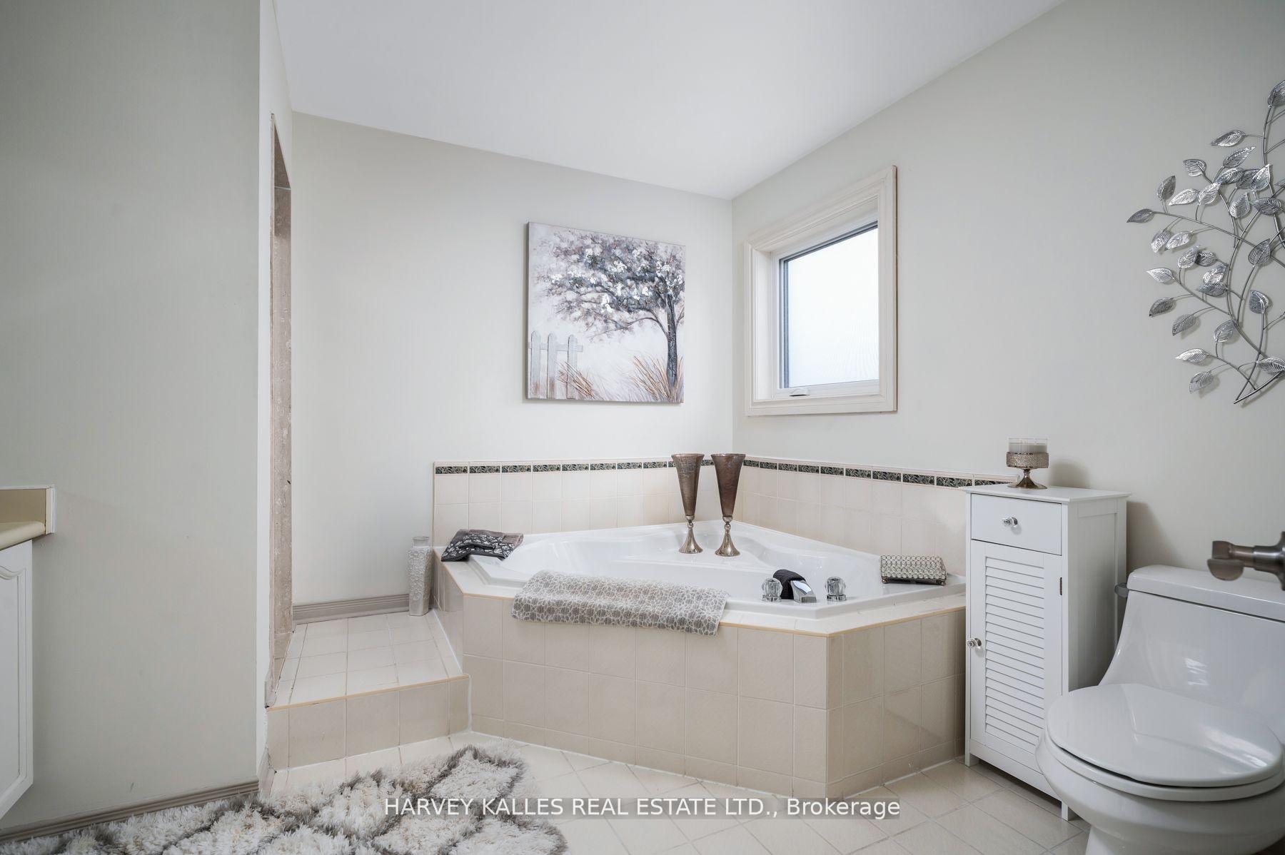 Photo 20 of 120 Royal Valley Drive, Caledon, Rural Caledon — HOMEH