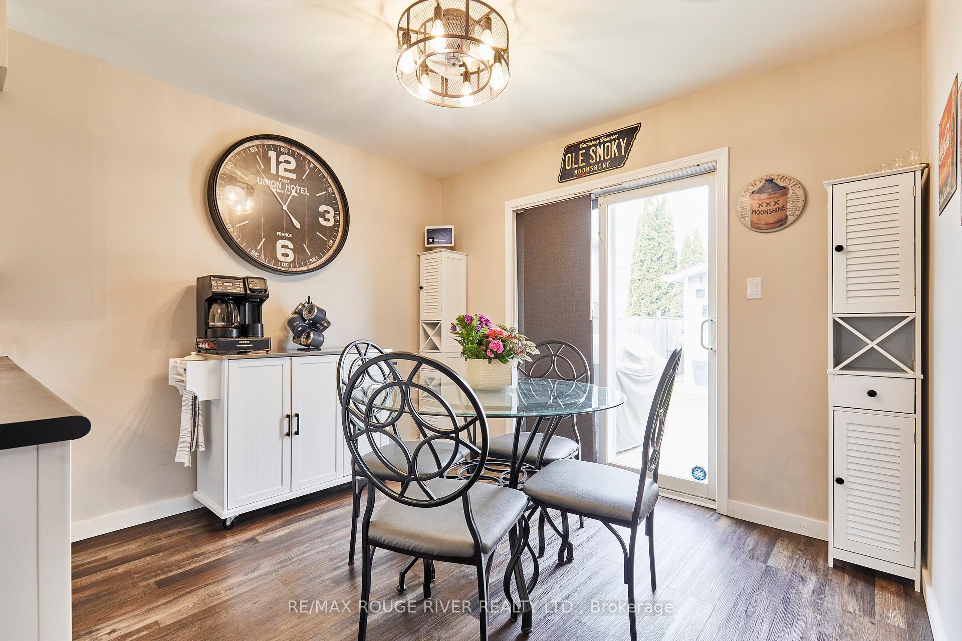 Photo 7 of 74 Madden Place, Clarington, Bowmanville — HOMEH