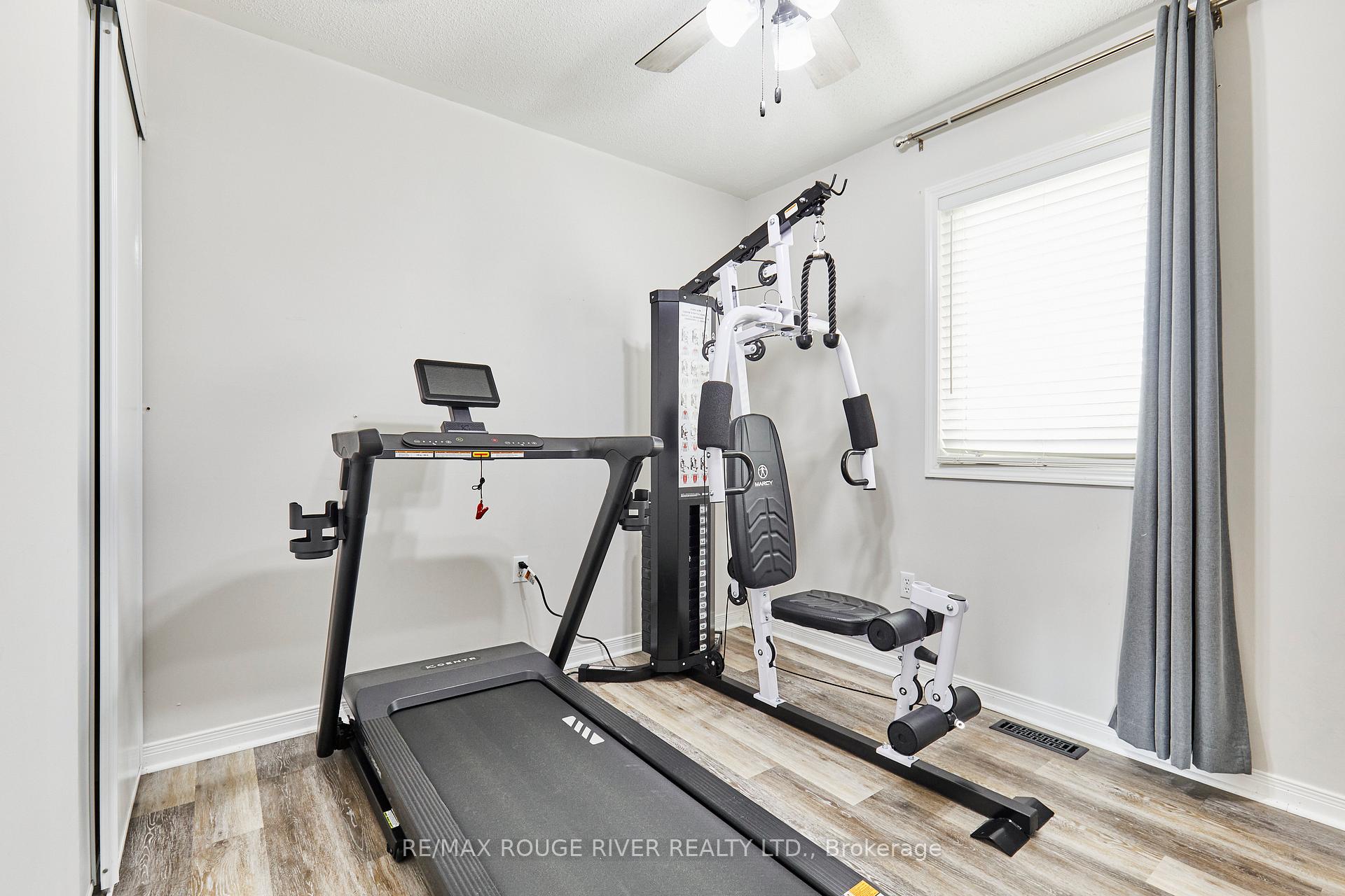 Photo 16 of 74 Madden Place, Clarington, Bowmanville — HOMEH