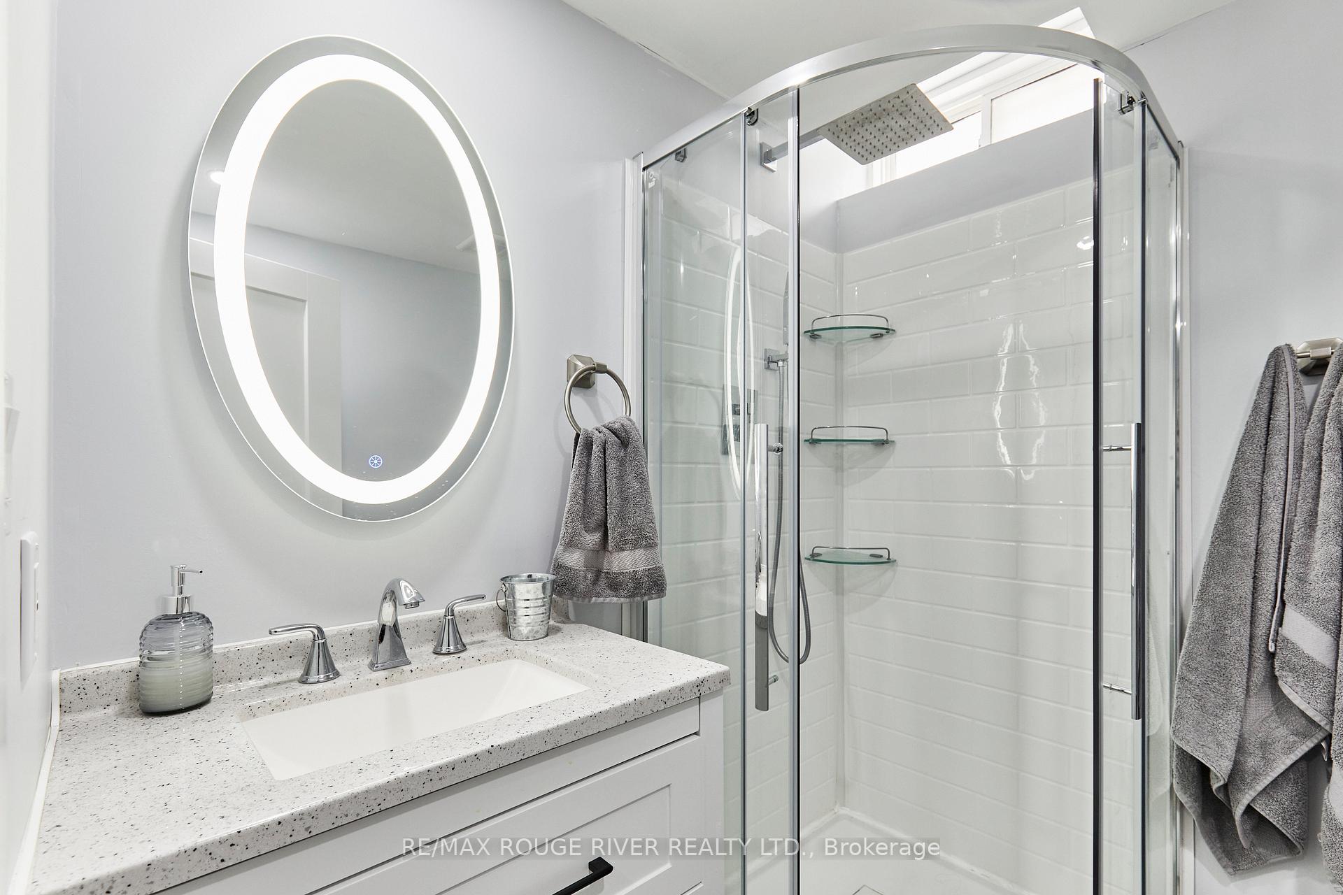 Photo 20 of 74 Madden Place, Clarington, Bowmanville — HOMEH
