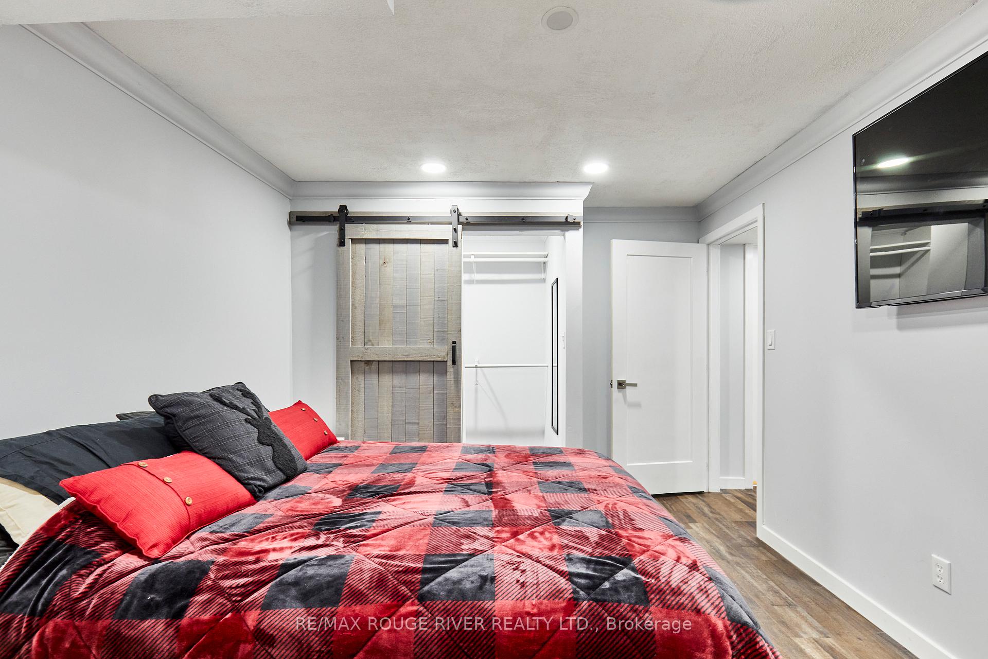Photo 22 of 74 Madden Place, Clarington, Bowmanville — HOMEH