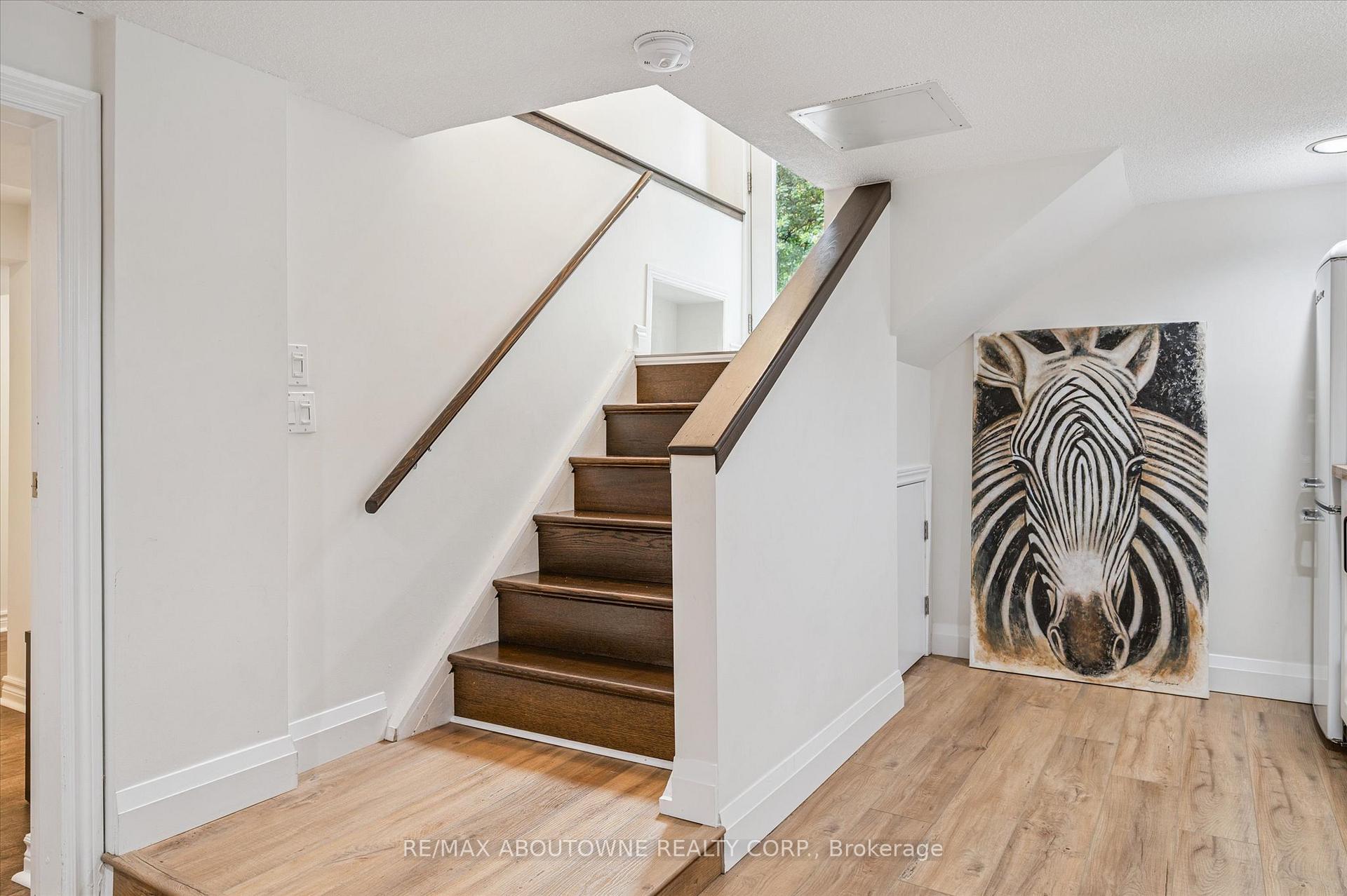 Photo 21 of 216 Bell Avenue, Hamilton, Bartonville — HOMEH