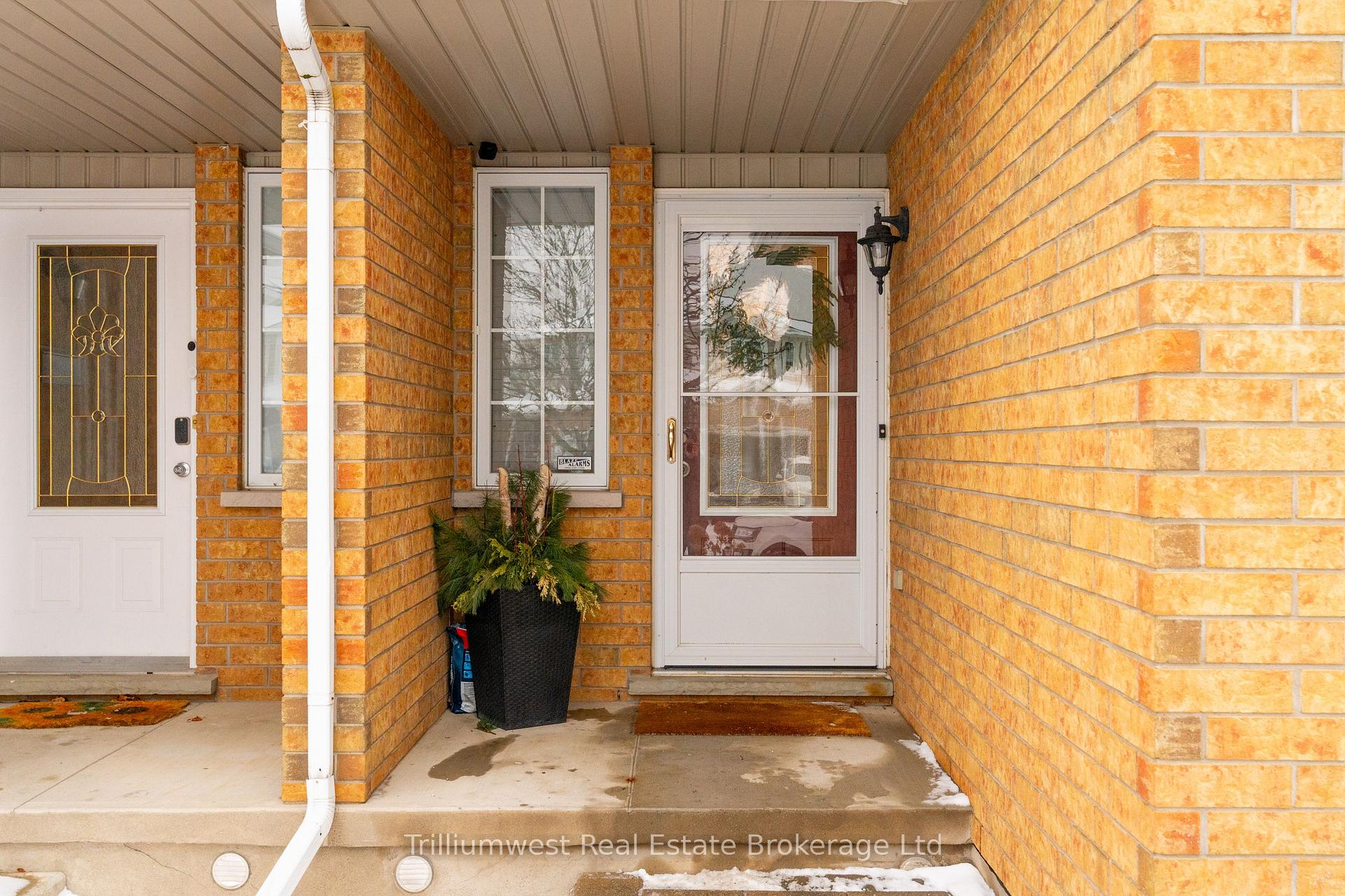 Photo 6 of 75 Swift Crescent, Guelph, Grange Road — HOMEH