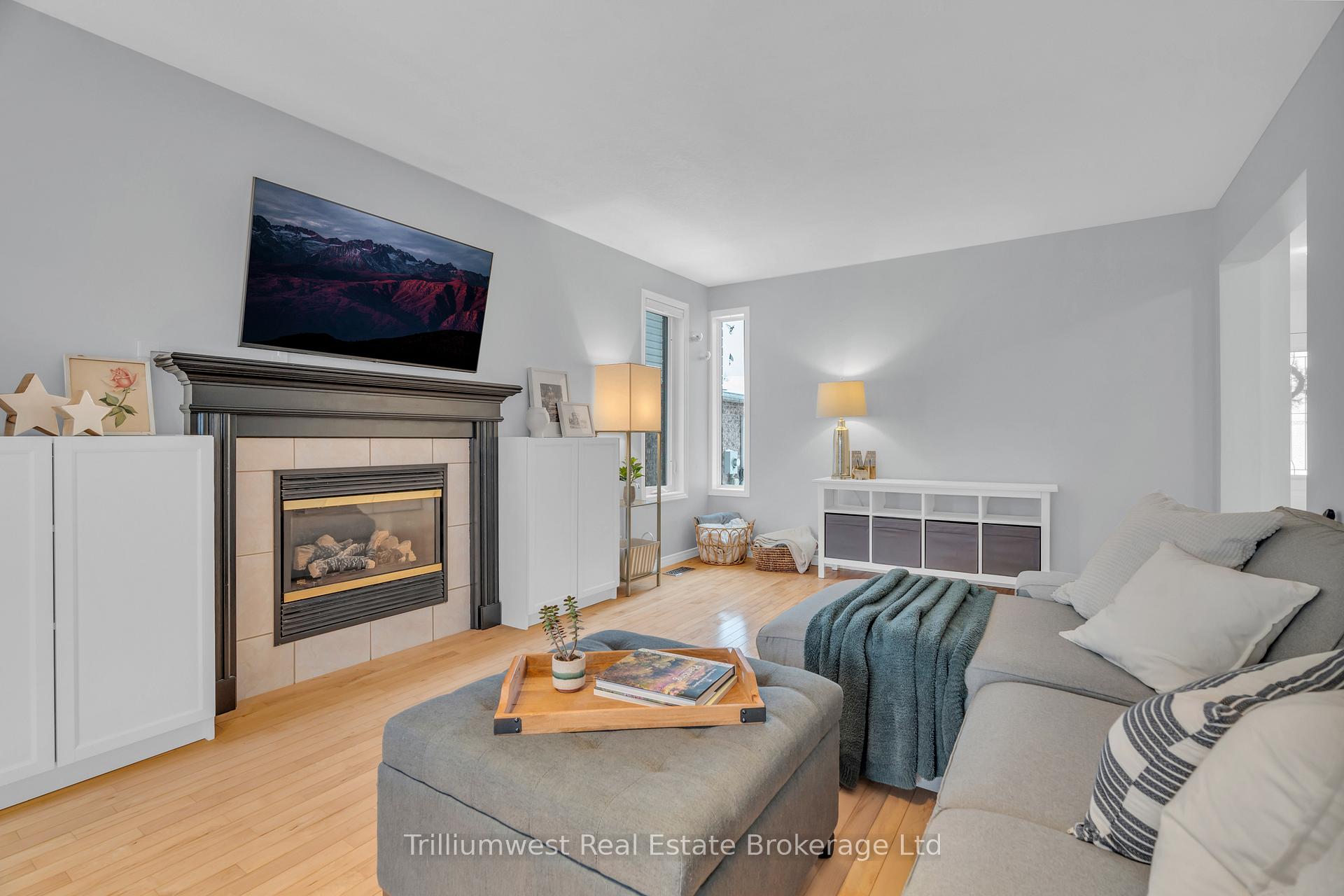 Photo 9 of 75 Swift Crescent, Guelph, Grange Road — HOMEH
