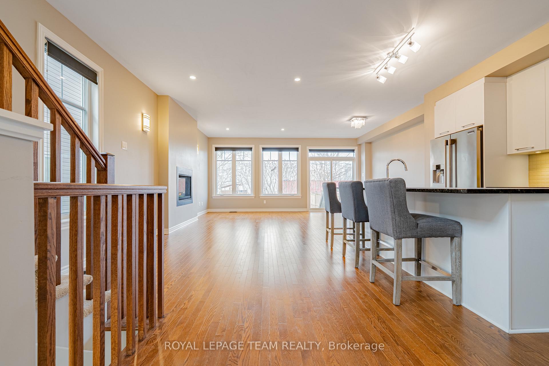 Photo 6 of 768 Cedar Creek Drive, Ottawa, Blossom Park/Kemp Park/Findlay Creek — HOMEH
