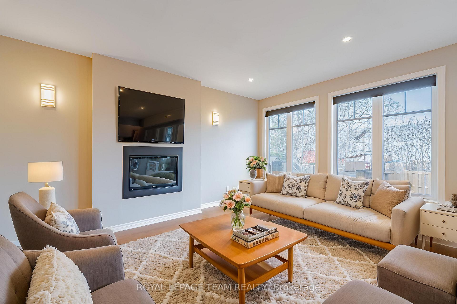 Photo 11 of 768 Cedar Creek Drive, Ottawa, Blossom Park/Kemp Park/Findlay Creek — HOMEH