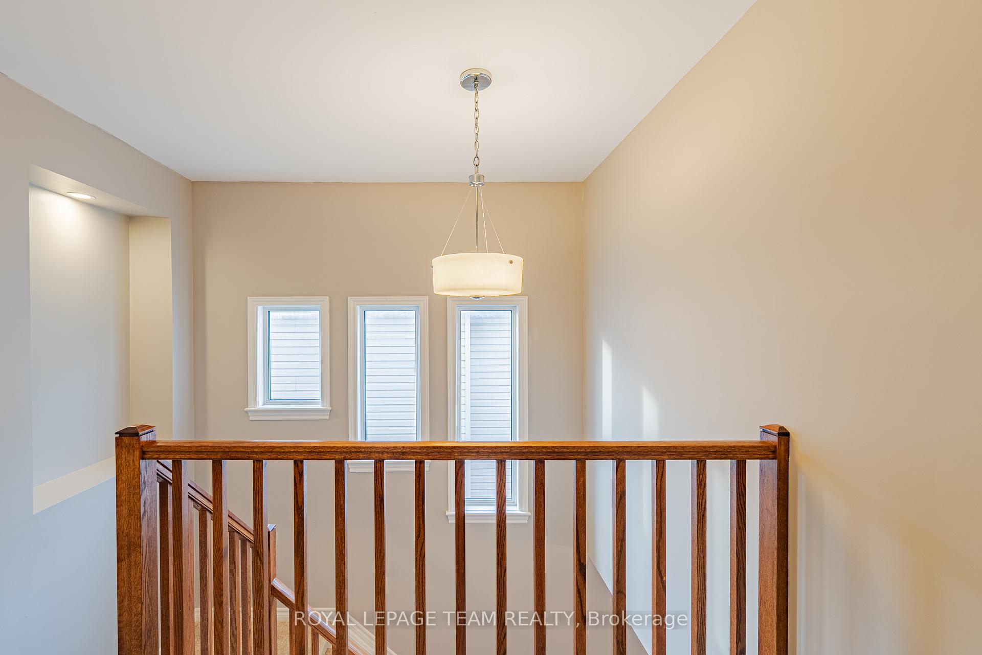 Photo 33 of 768 Cedar Creek Drive, Ottawa, Blossom Park/Kemp Park/Findlay Creek — HOMEH