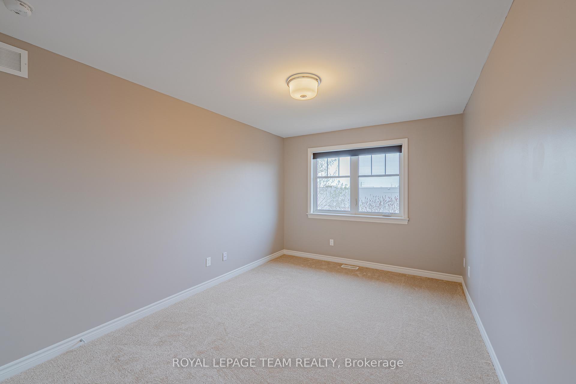 Photo 40 of 768 Cedar Creek Drive, Ottawa, Blossom Park/Kemp Park/Findlay Creek — HOMEH