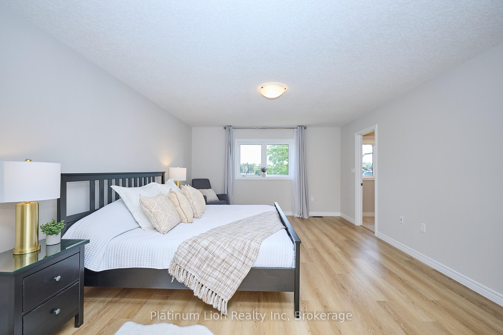 Photo 18 of 73 Lloyd Davies Way, Hamilton, Rural Glanbrook — HOMEH