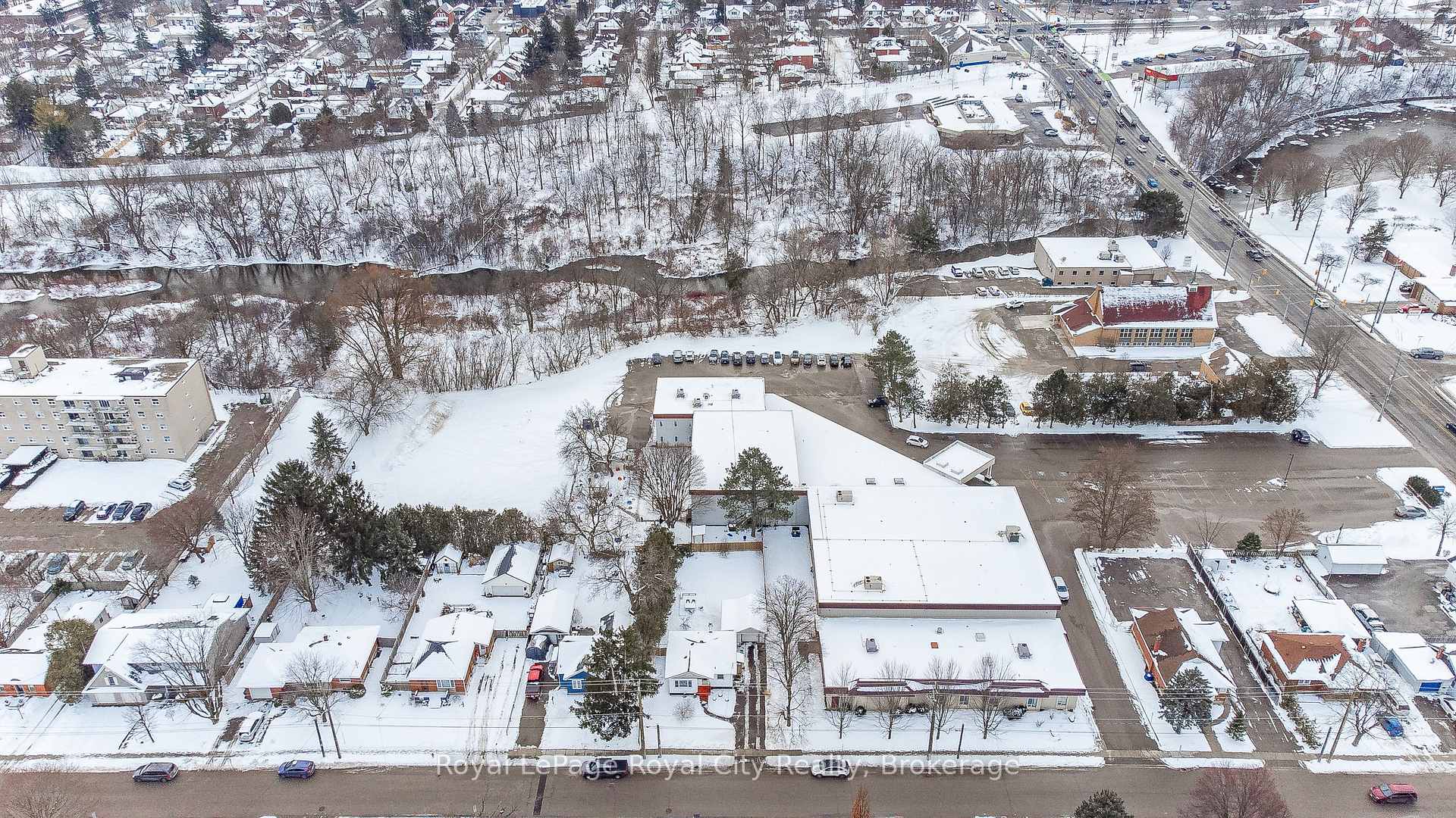 Photo 4 of 34 Marlborough Road, Guelph, General Hospital — HOMEH