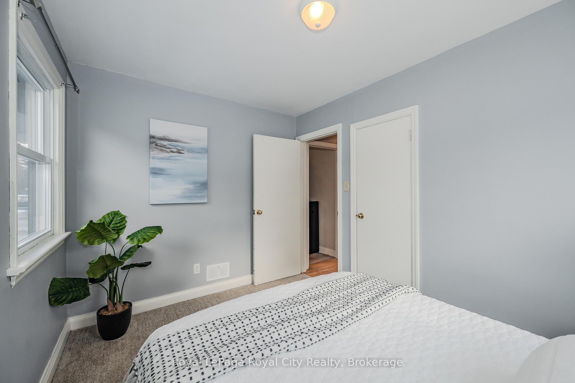 Photo 20 of 34 Marlborough Road, Guelph, General Hospital — HOMEH