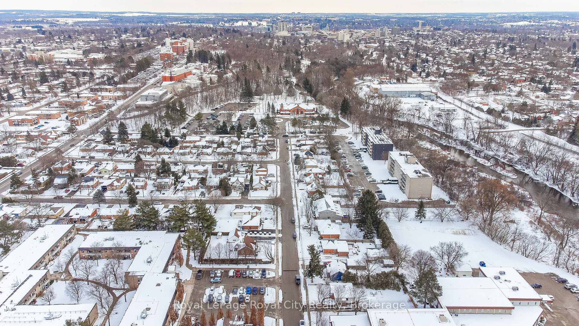 Photo 30 of 34 Marlborough Road, Guelph, General Hospital — HOMEH