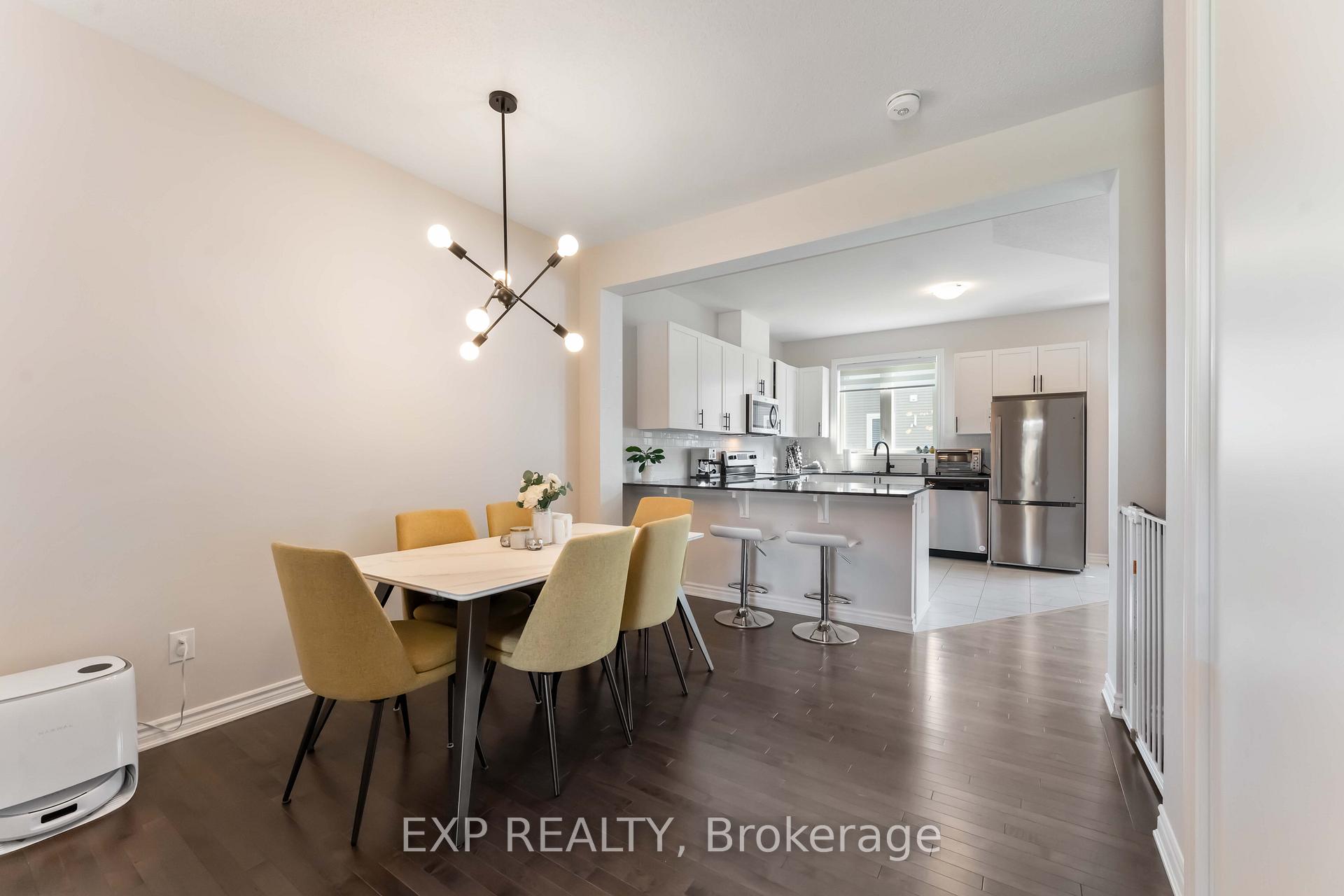 Photo 4 of 1902 Haiku Street, Ottawa, Barrhaven - Half Moon Bay — HOMEH