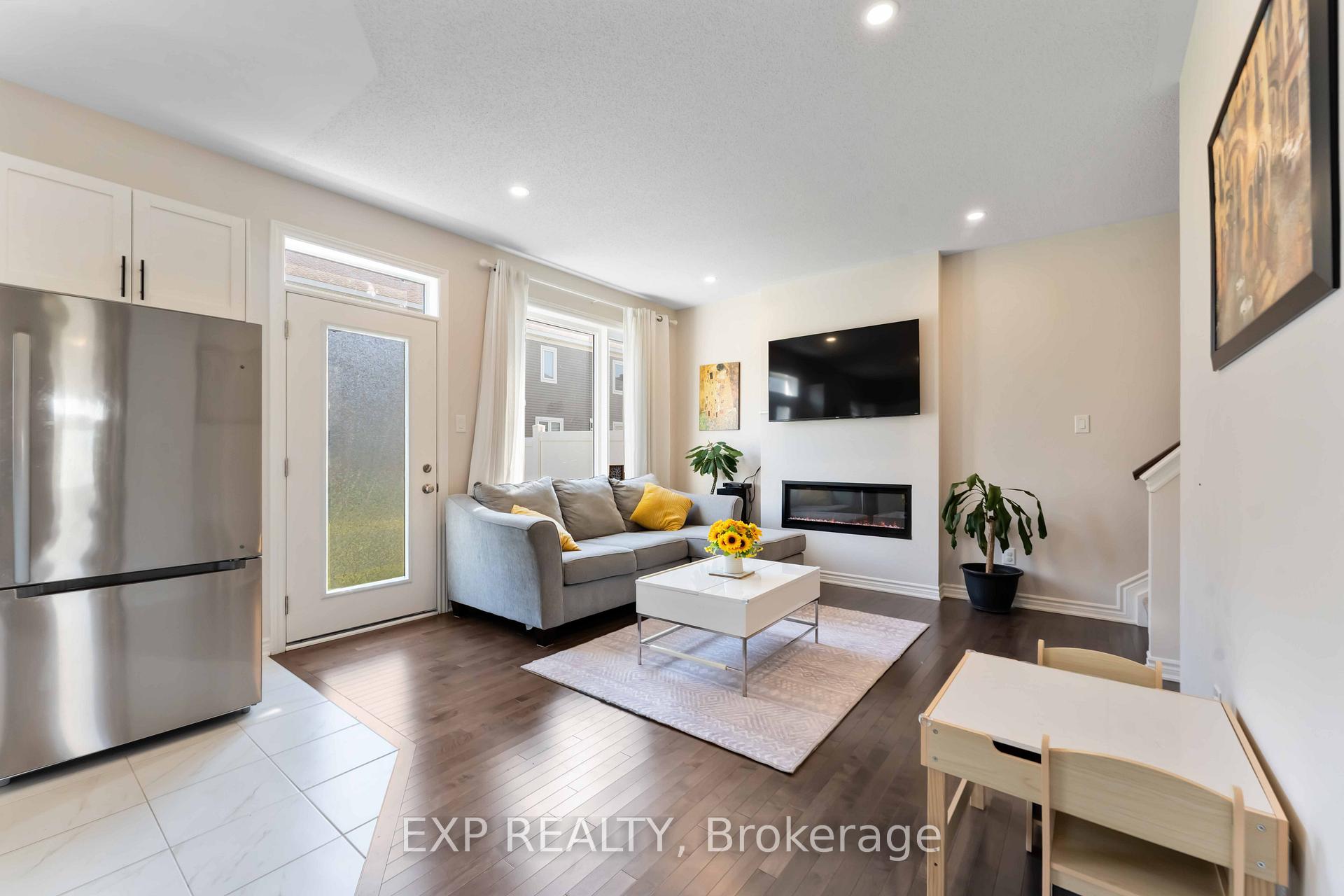Photo 11 of 1902 Haiku Street, Ottawa, Barrhaven - Half Moon Bay — HOMEH
