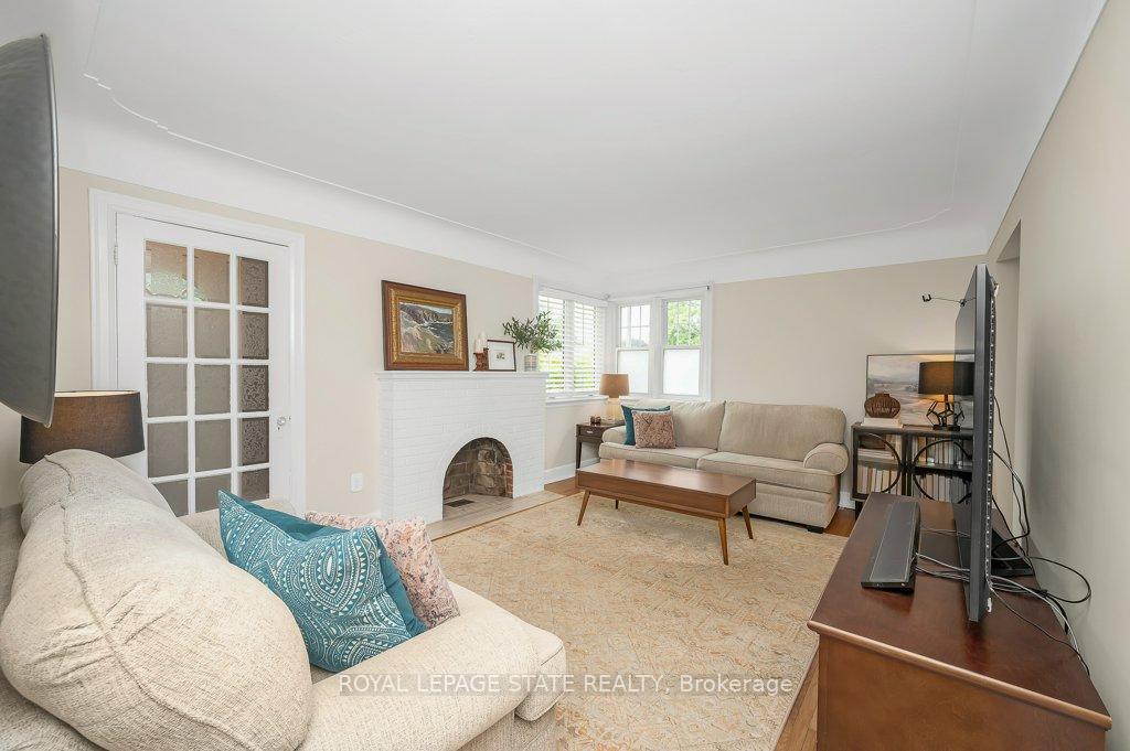 Photo 6 of 891 Garth Street, Hamilton, Buchanan — HOMEH