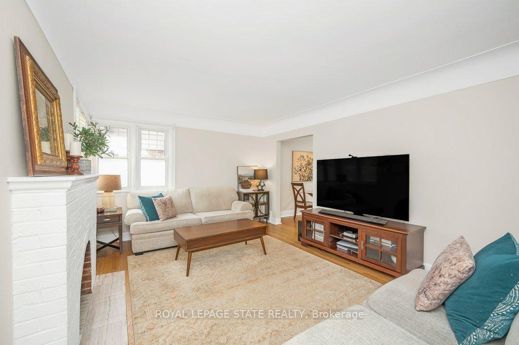 Photo 7 of 891 Garth Street, Hamilton, Buchanan — HOMEH