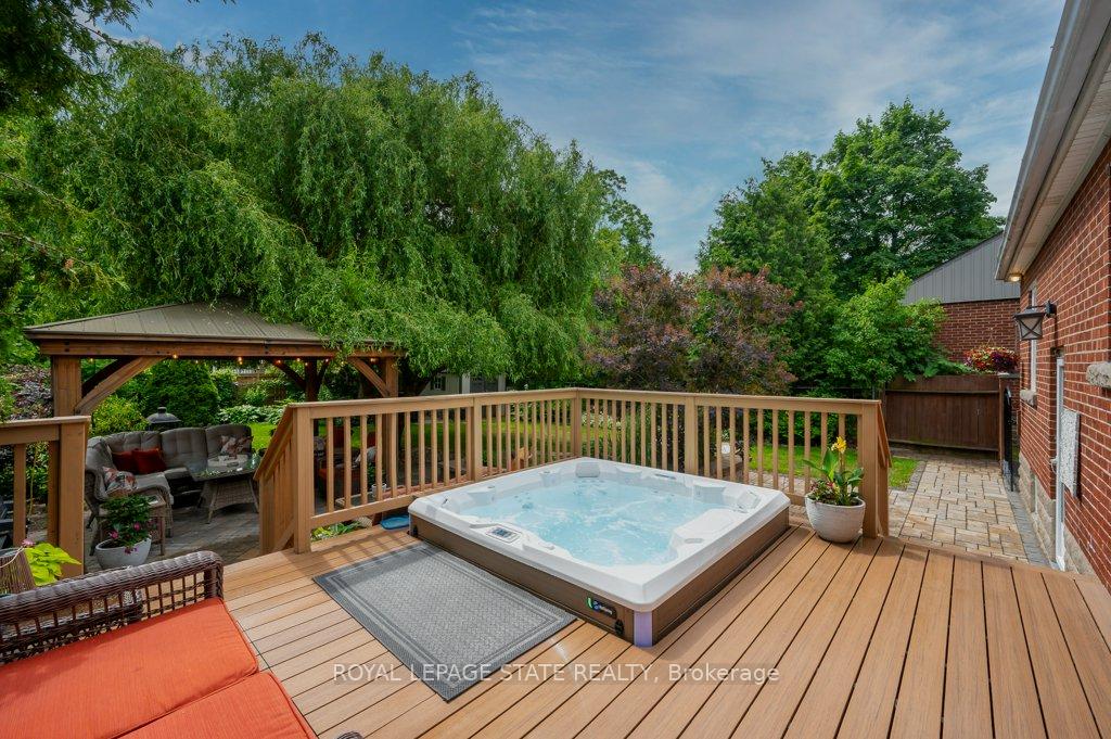Photo 32 of 891 Garth Street, Hamilton, Buchanan — HOMEH