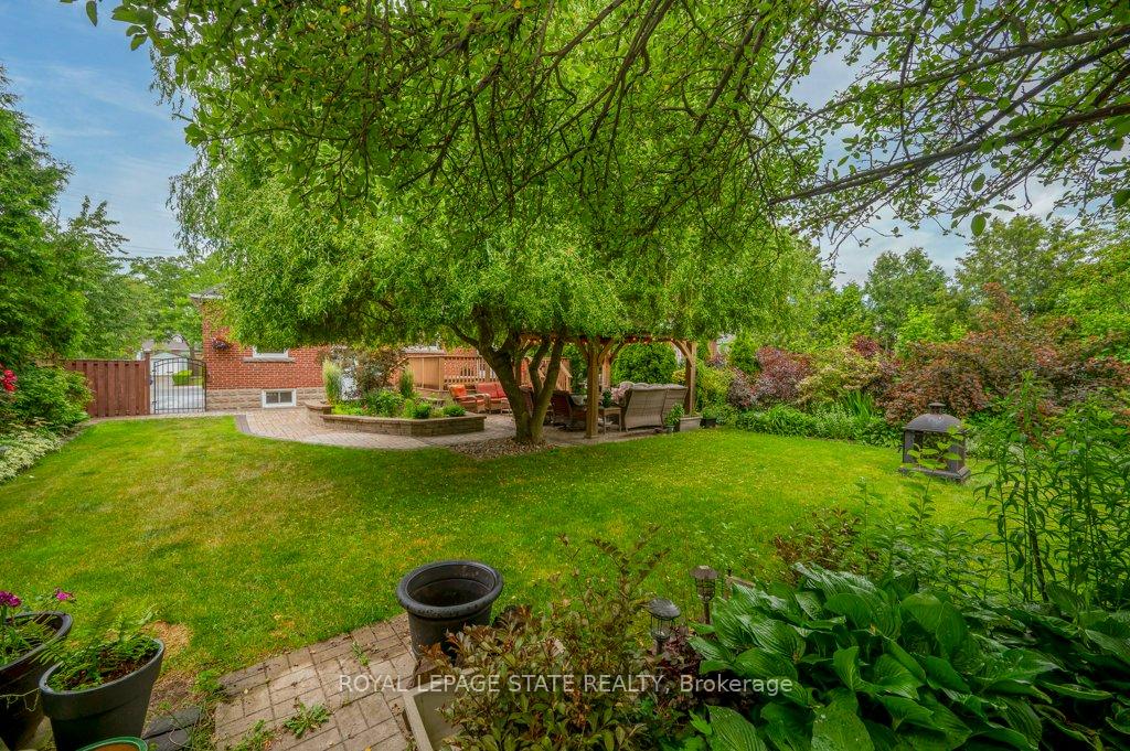 Photo 39 of 891 Garth Street, Hamilton, Buchanan — HOMEH