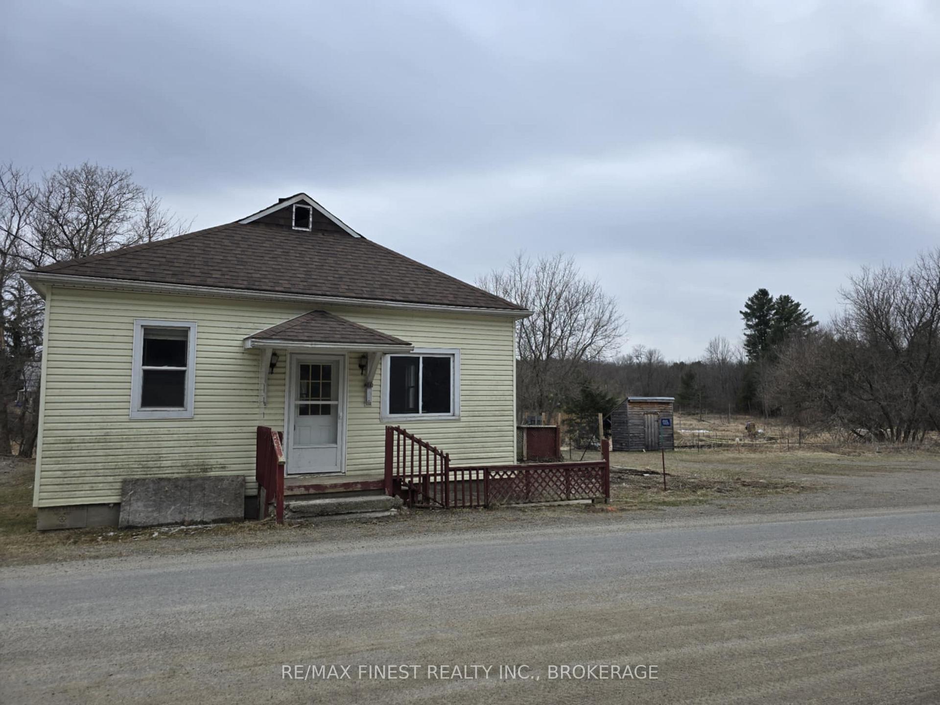 Photo 18 of 1009 A&B Elm Tree Road, Frontenac, Frontenac Centre — HOMEH