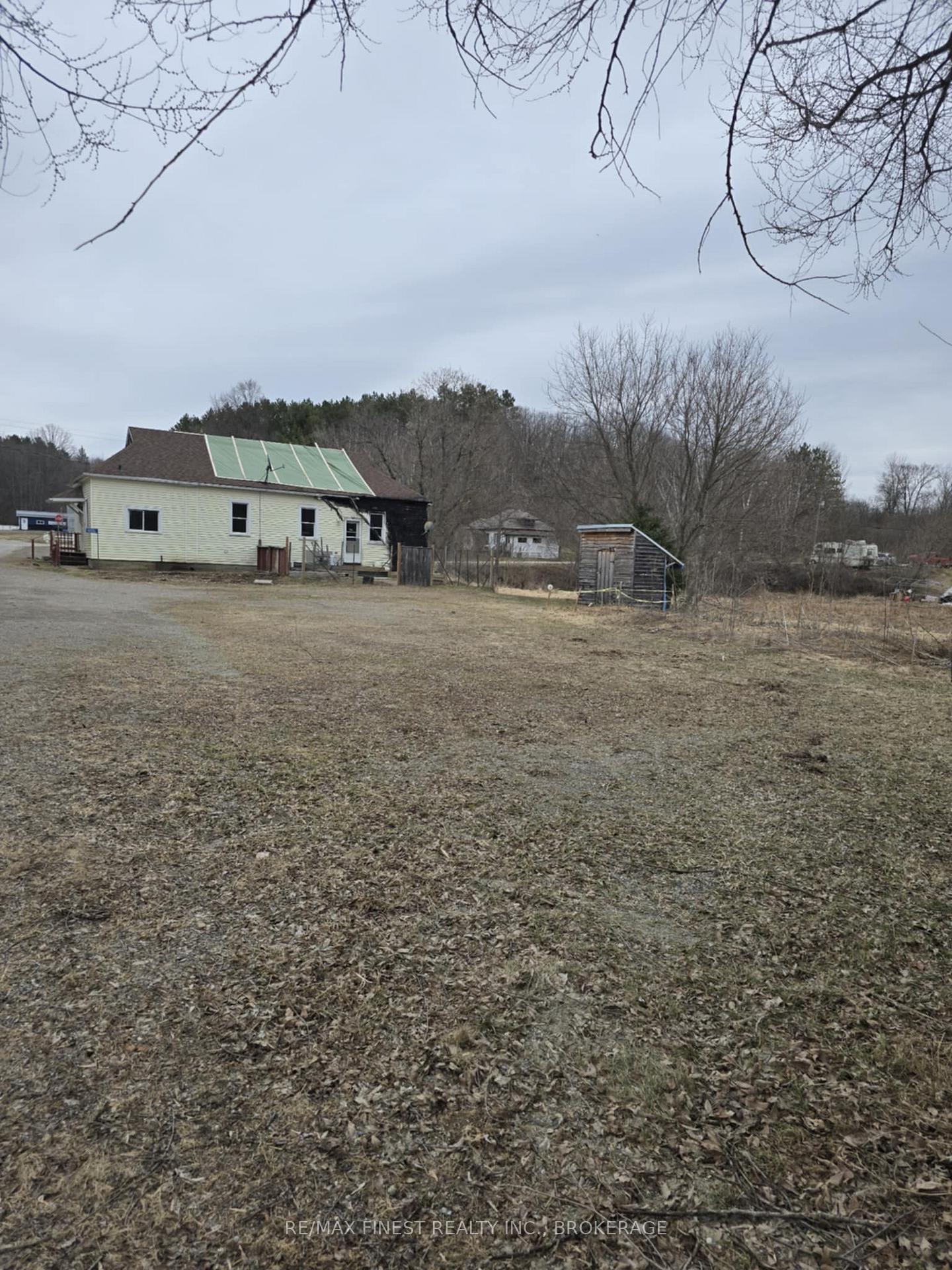 Photo 27 of 1009 A&B Elm Tree Road, Frontenac, Frontenac Centre — HOMEH
