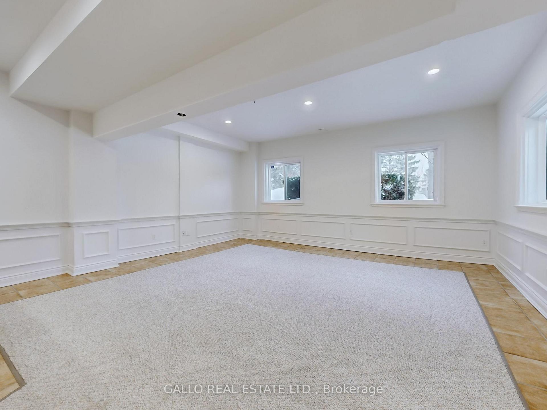Photo 41 of 56 Offord Crescent, Aurora, Bayview Southeast — HOMEH