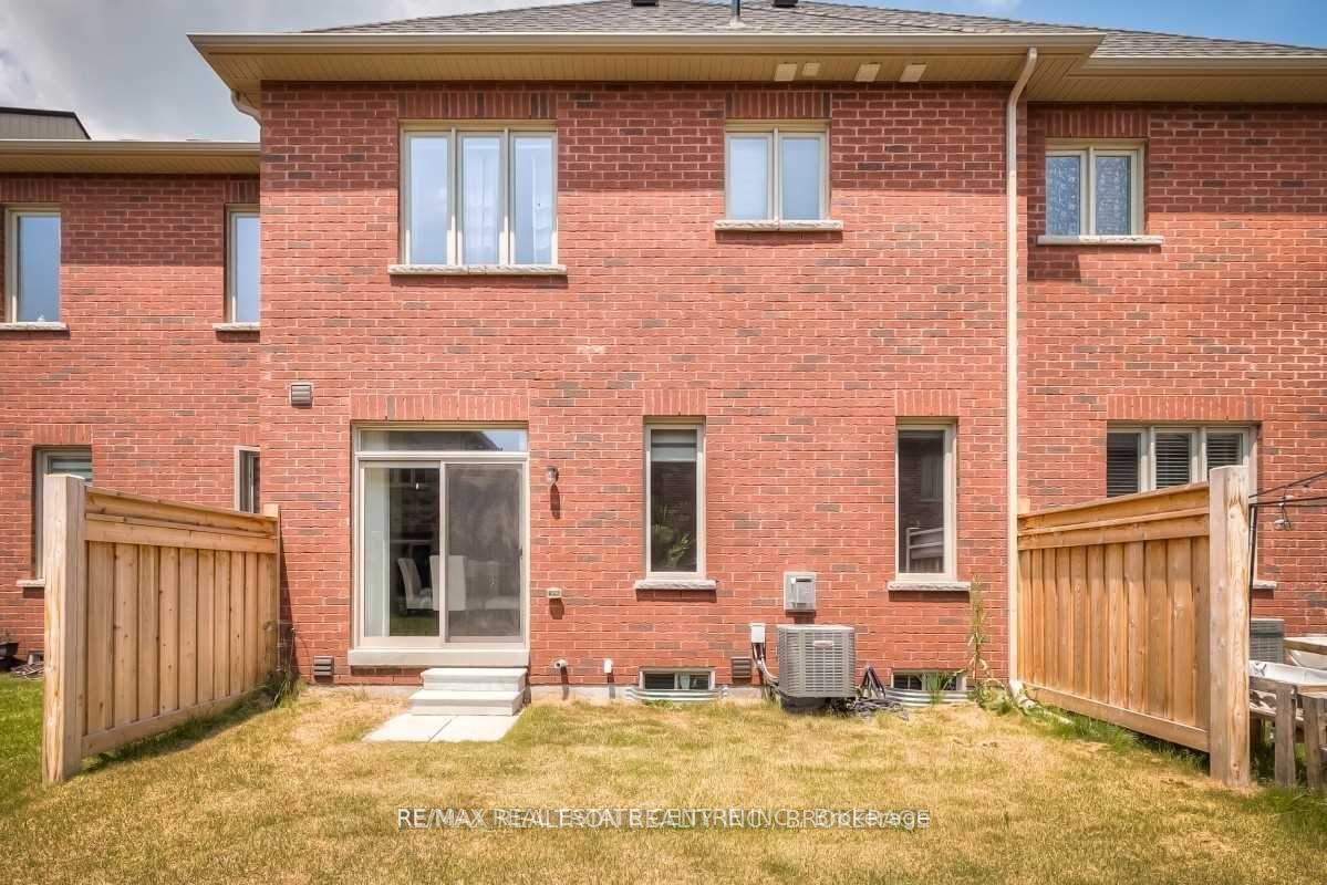Photo 18 of 100 Workmens Circle, Ajax, Northwest Ajax — HOMEH