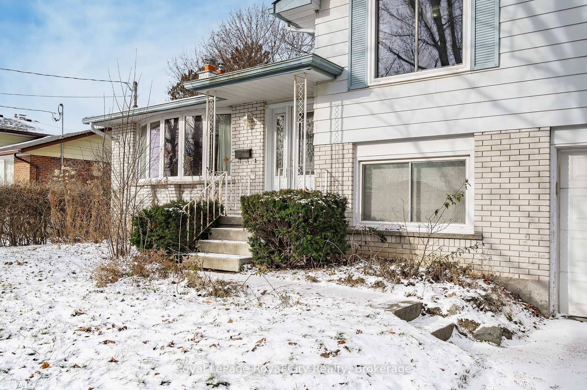 Photo 3 of 65 Balmoral Drive, Guelph, Riverside Park — HOMEH