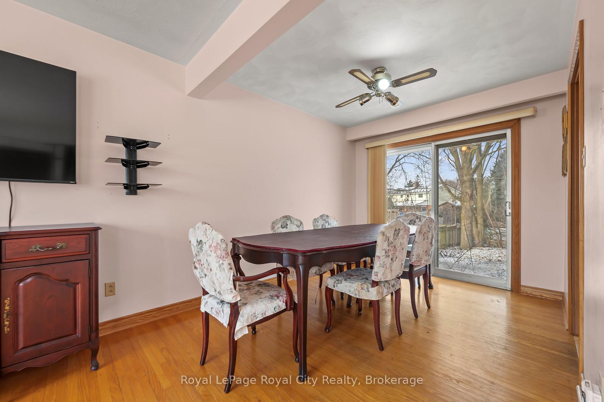 Photo 8 of 65 Balmoral Drive, Guelph, Riverside Park — HOMEH