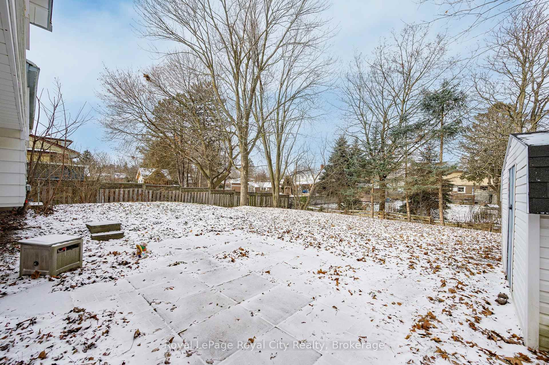 Photo 23 of 65 Balmoral Drive, Guelph, Riverside Park — HOMEH