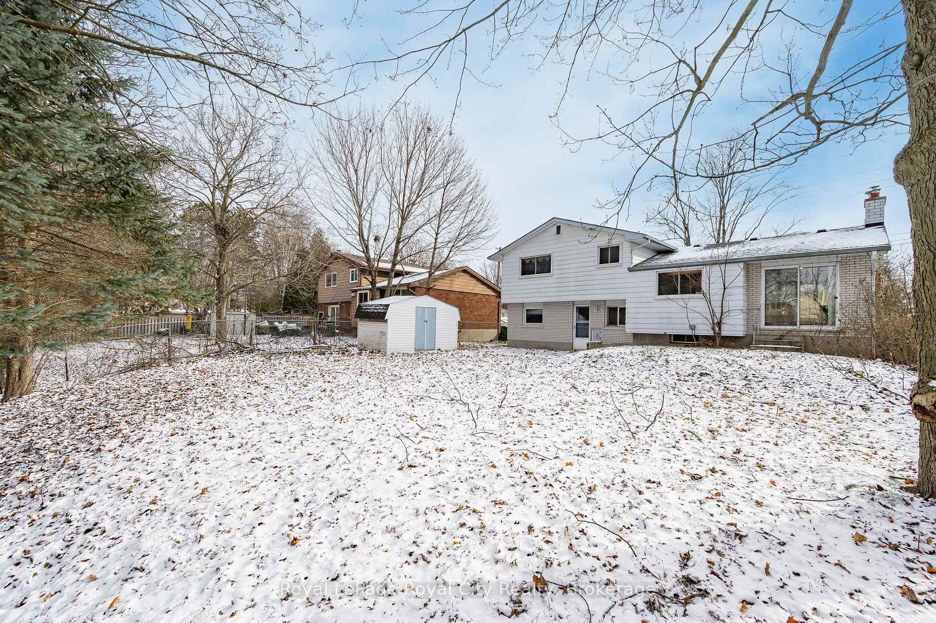 Photo 24 of 65 Balmoral Drive, Guelph, Riverside Park — HOMEH