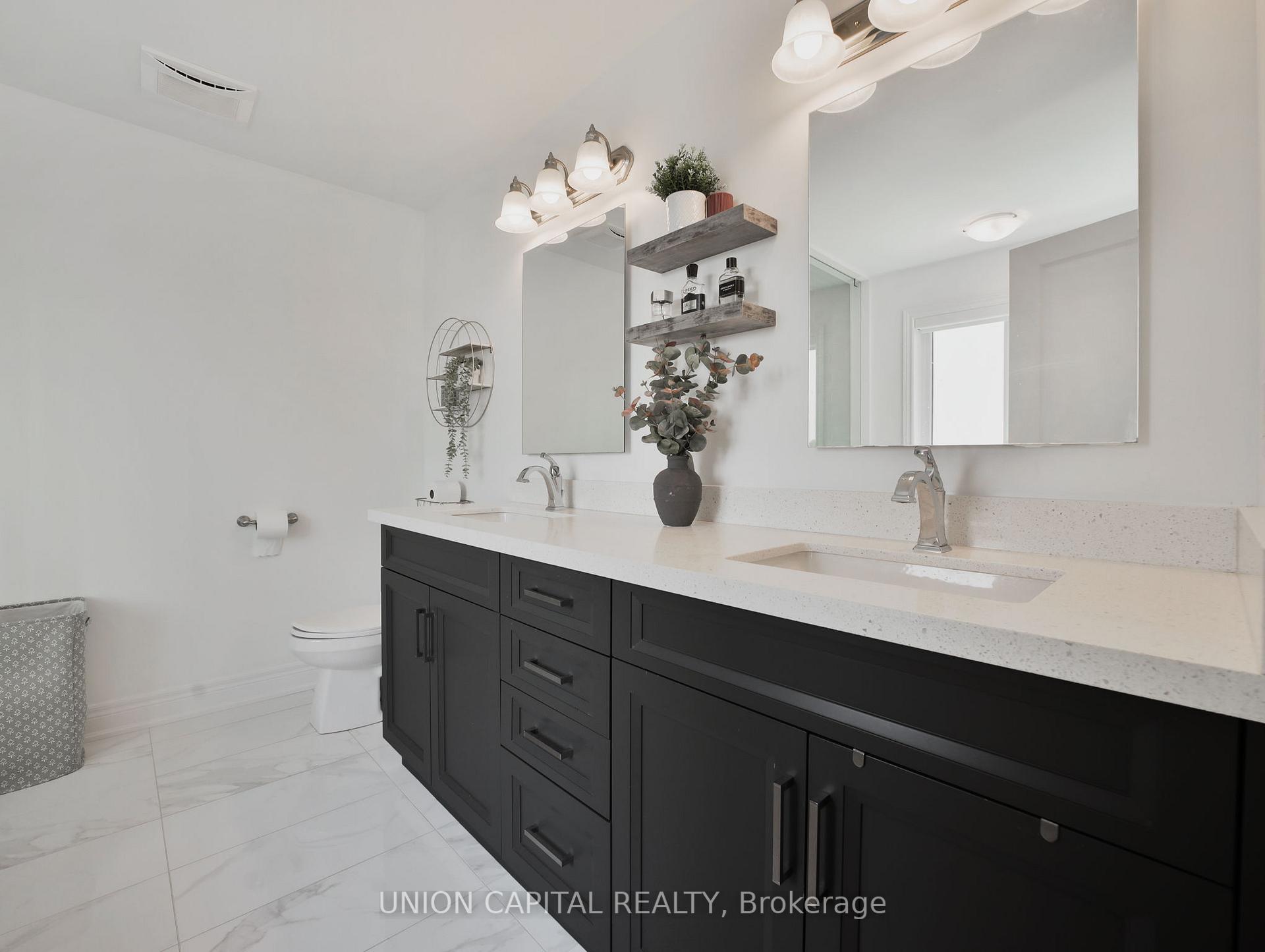 Photo 19 of 26 Hampshire Place, Hamilton, Stoney Creek Mountain — HOMEH