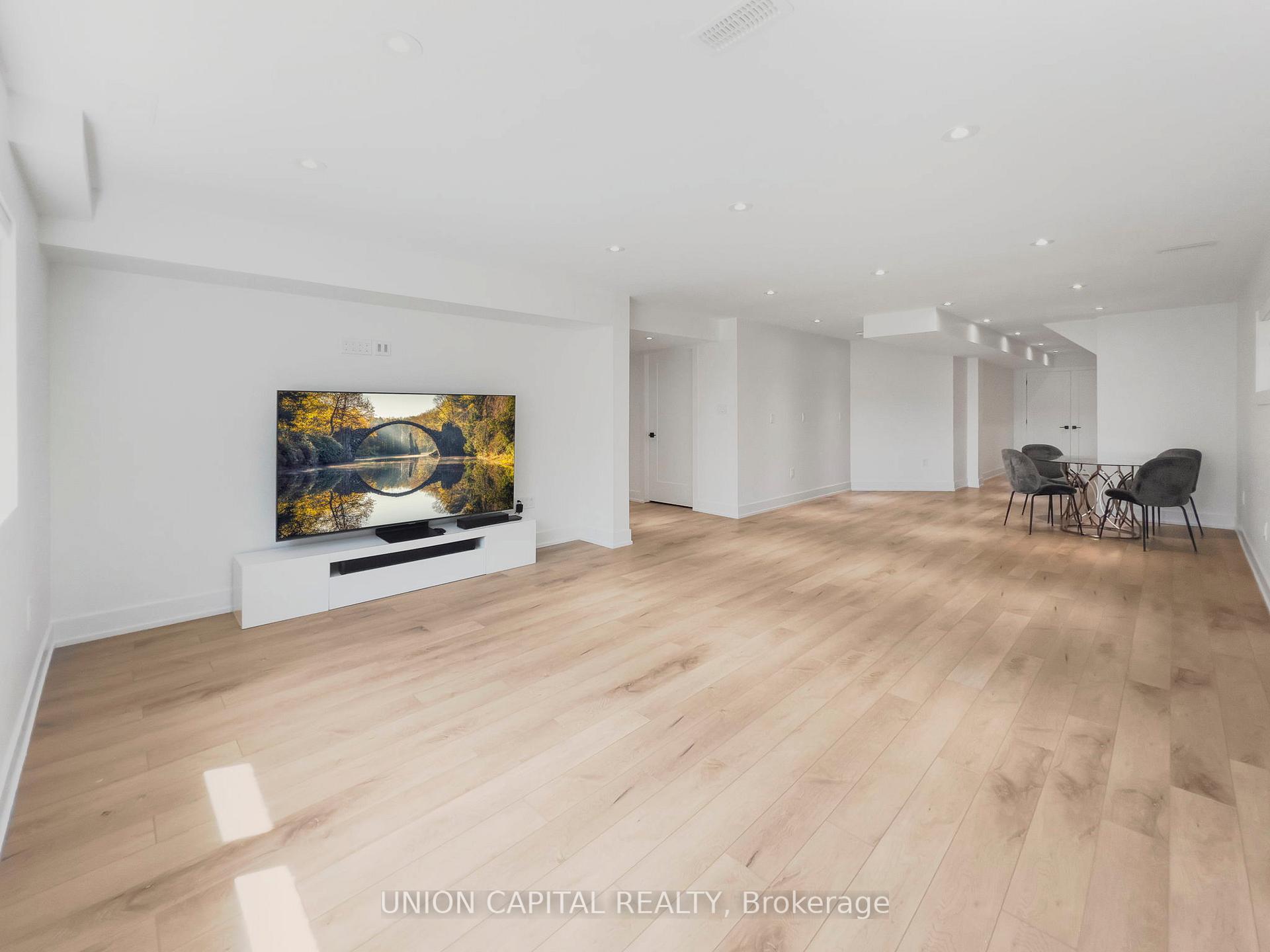 Photo 28 of 26 Hampshire Place, Hamilton, Stoney Creek Mountain — HOMEH