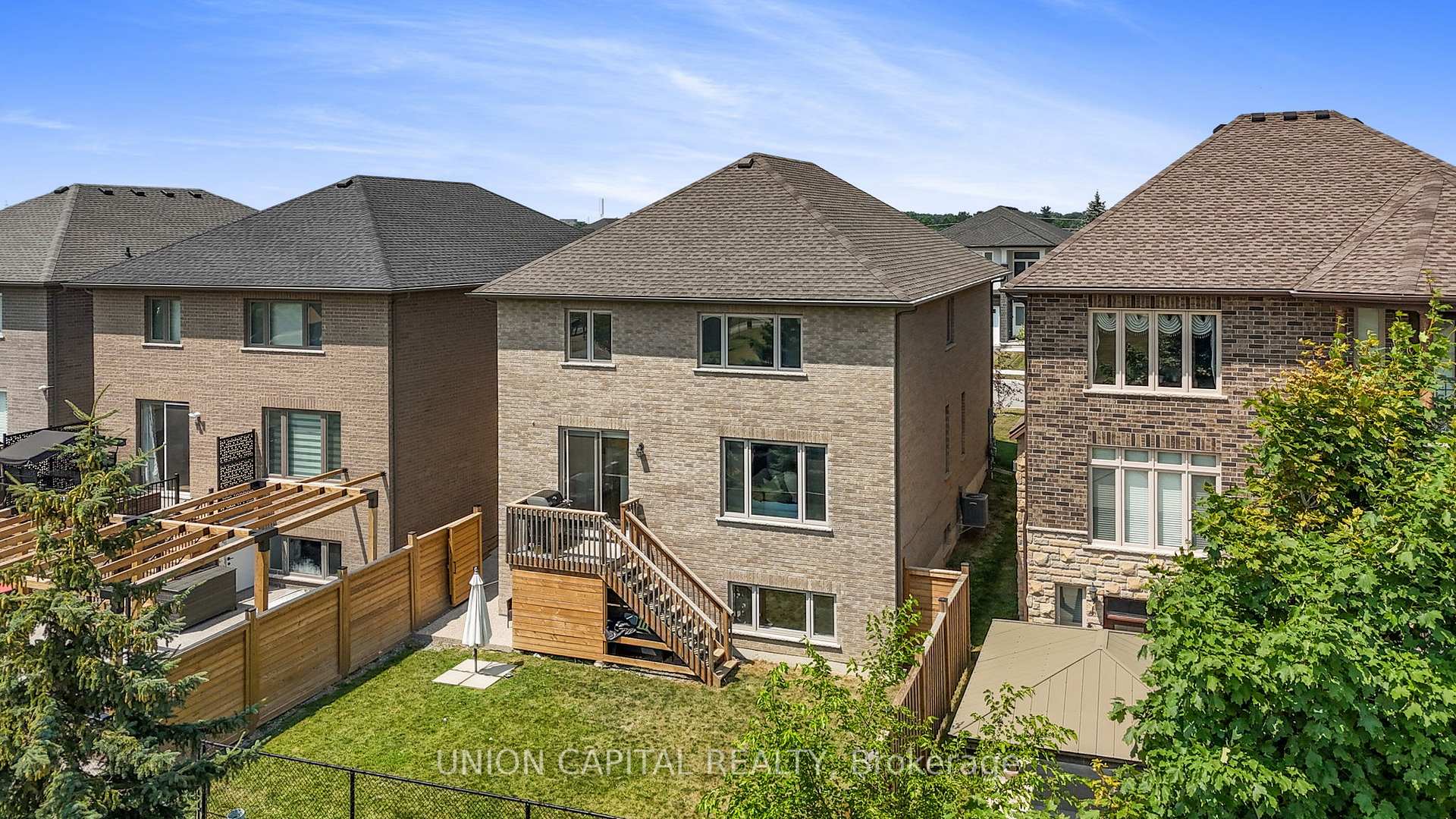 Photo 38 of 26 Hampshire Place, Hamilton, Stoney Creek Mountain — HOMEH